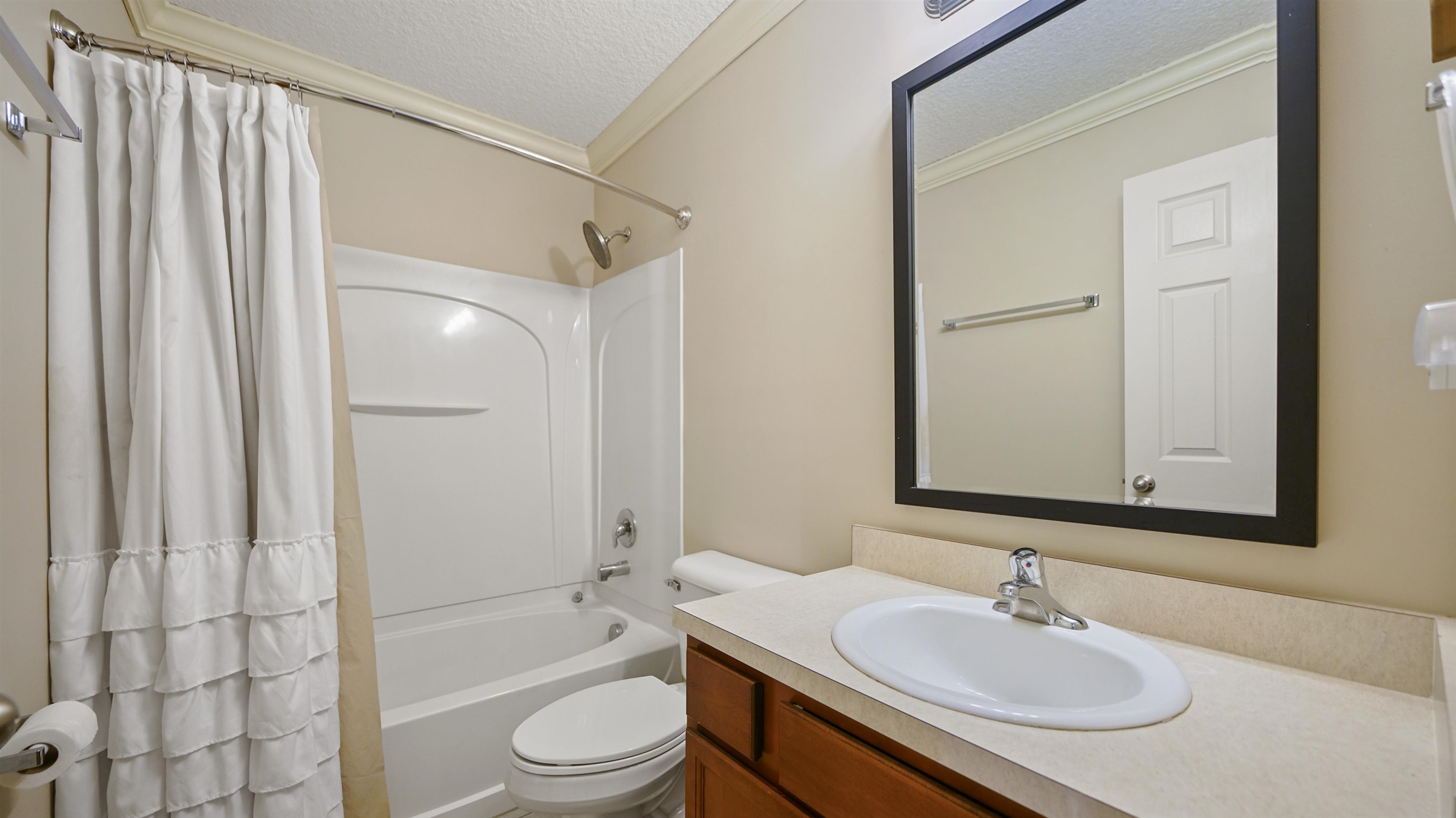 Image 27 of 46 For 6119 Eddystone Trl