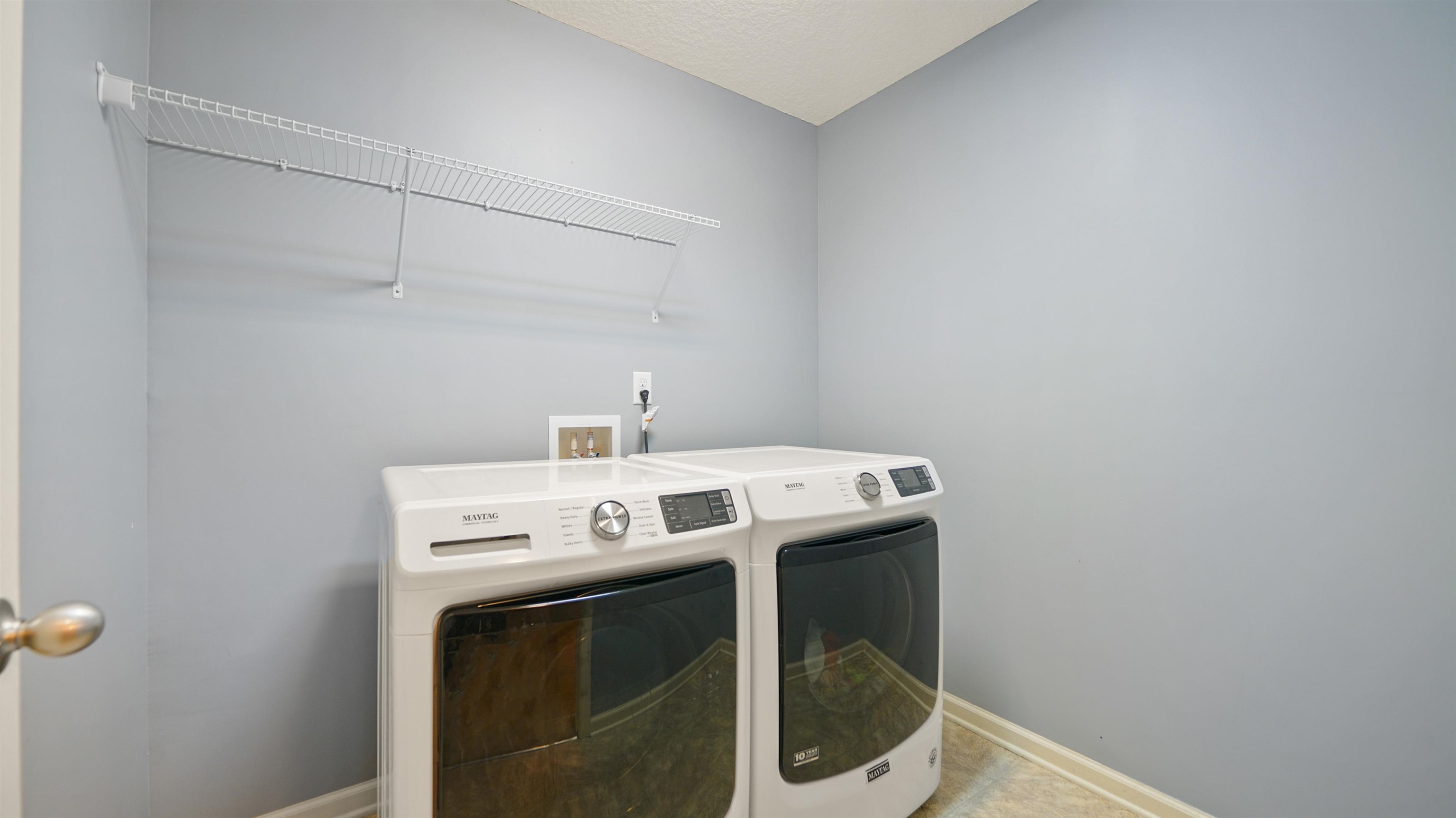 Image 29 of 46 For 6119 Eddystone Trl