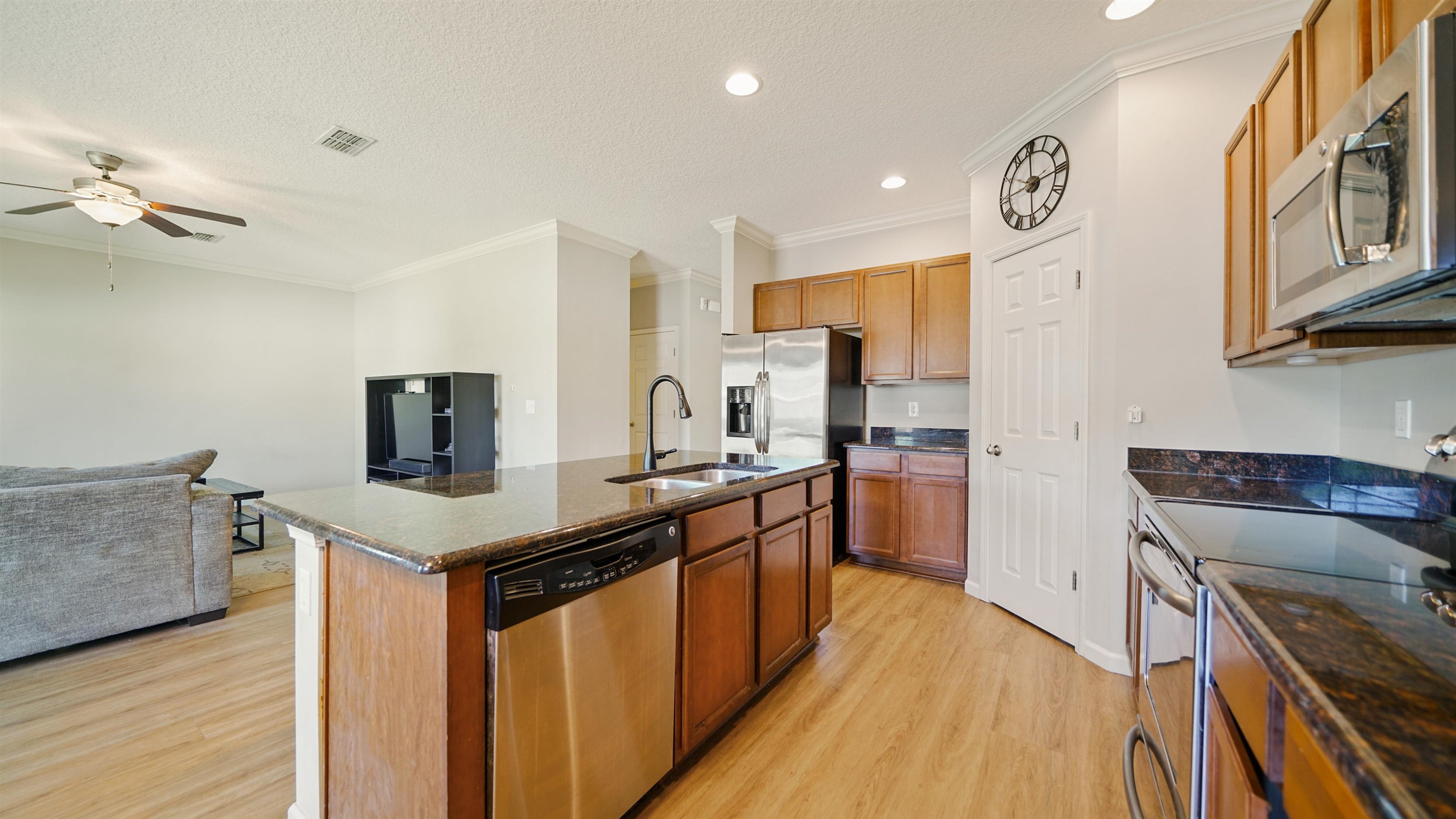 Image 8 of 46 For 6119 Eddystone Trl