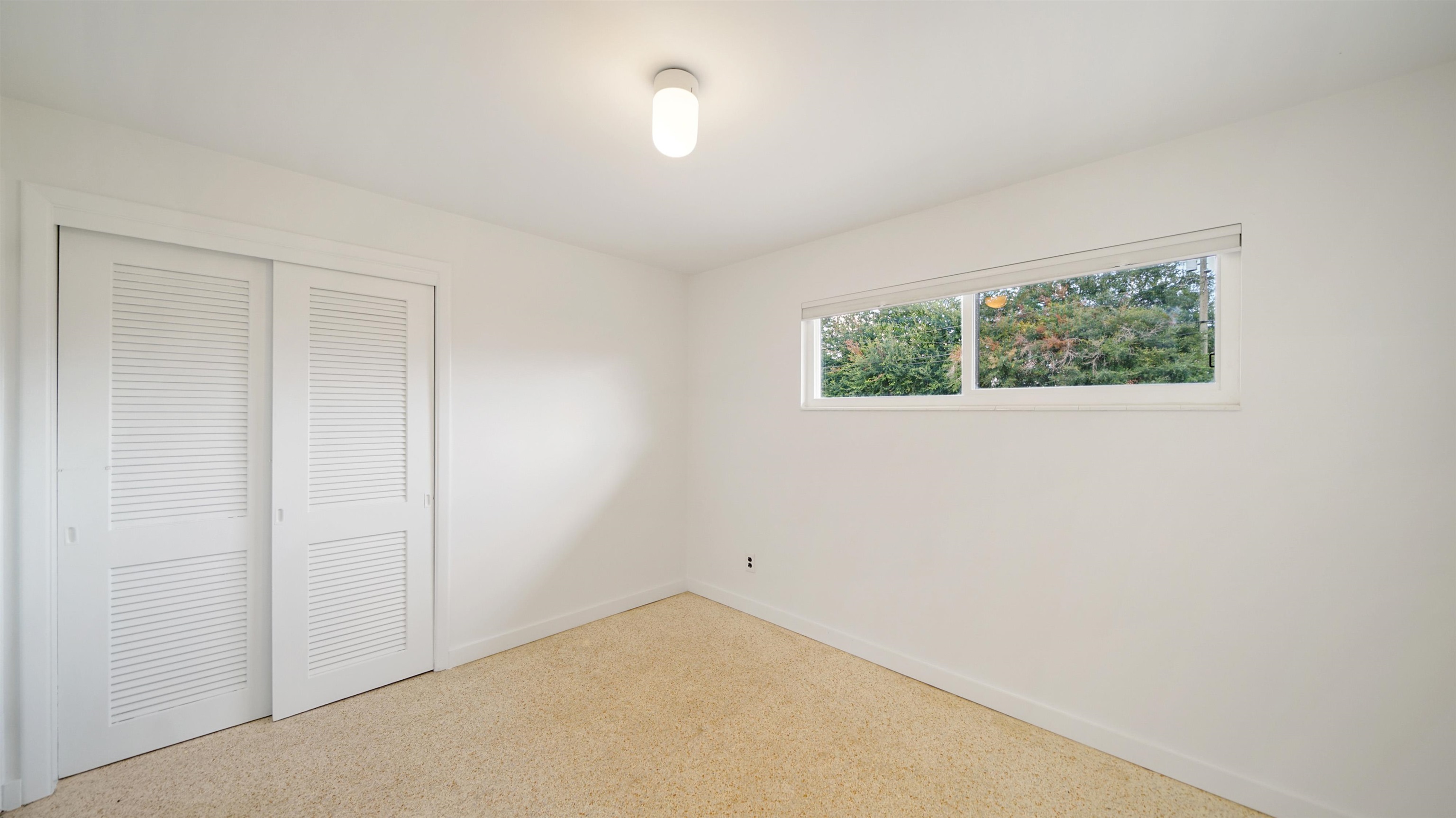 Image 20 of 35 For 1352 Sunnymeade Dr