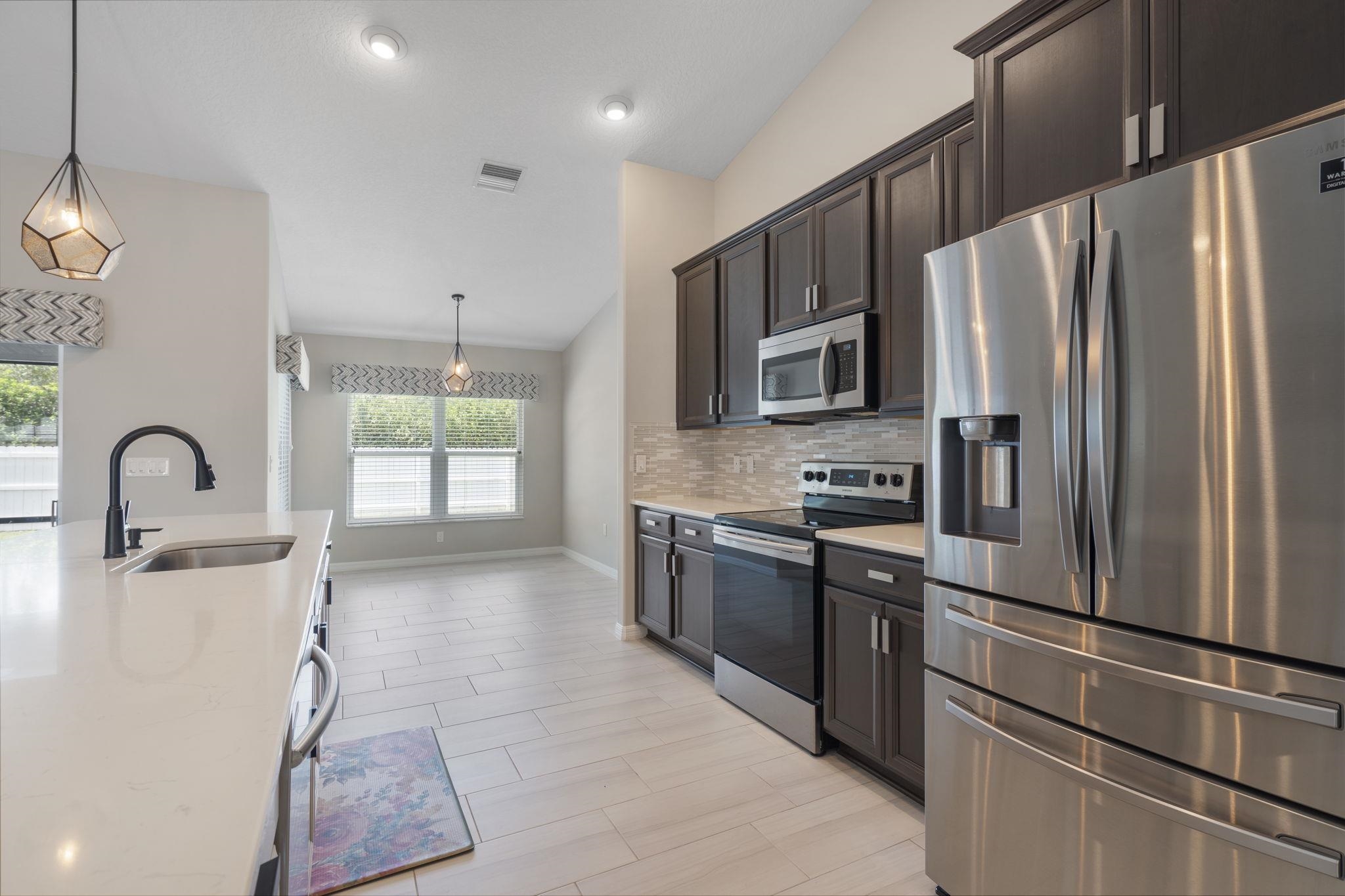 Image 12 of 46 For 26 White Feather Ln