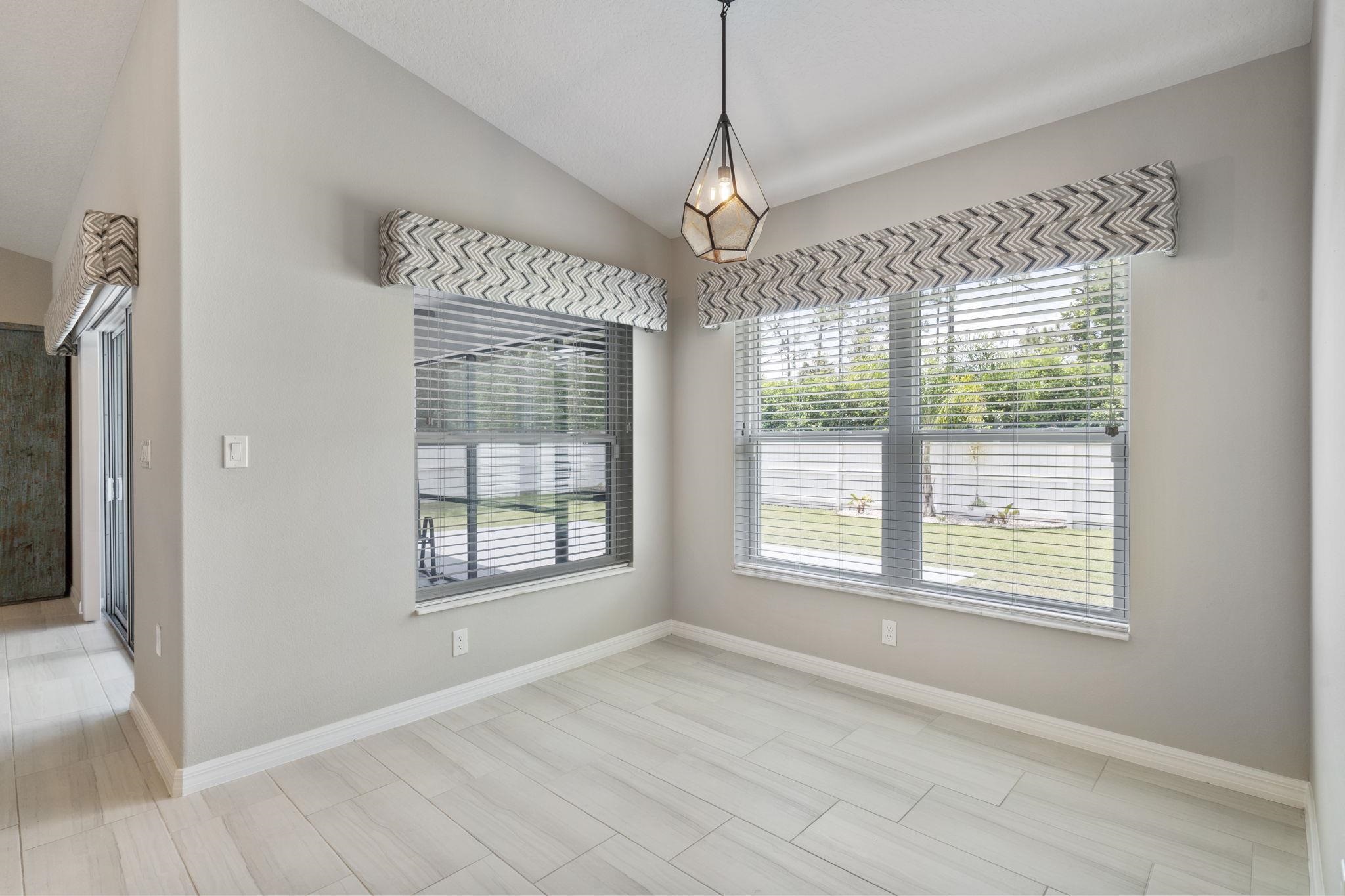 Image 16 of 46 For 26 White Feather Ln