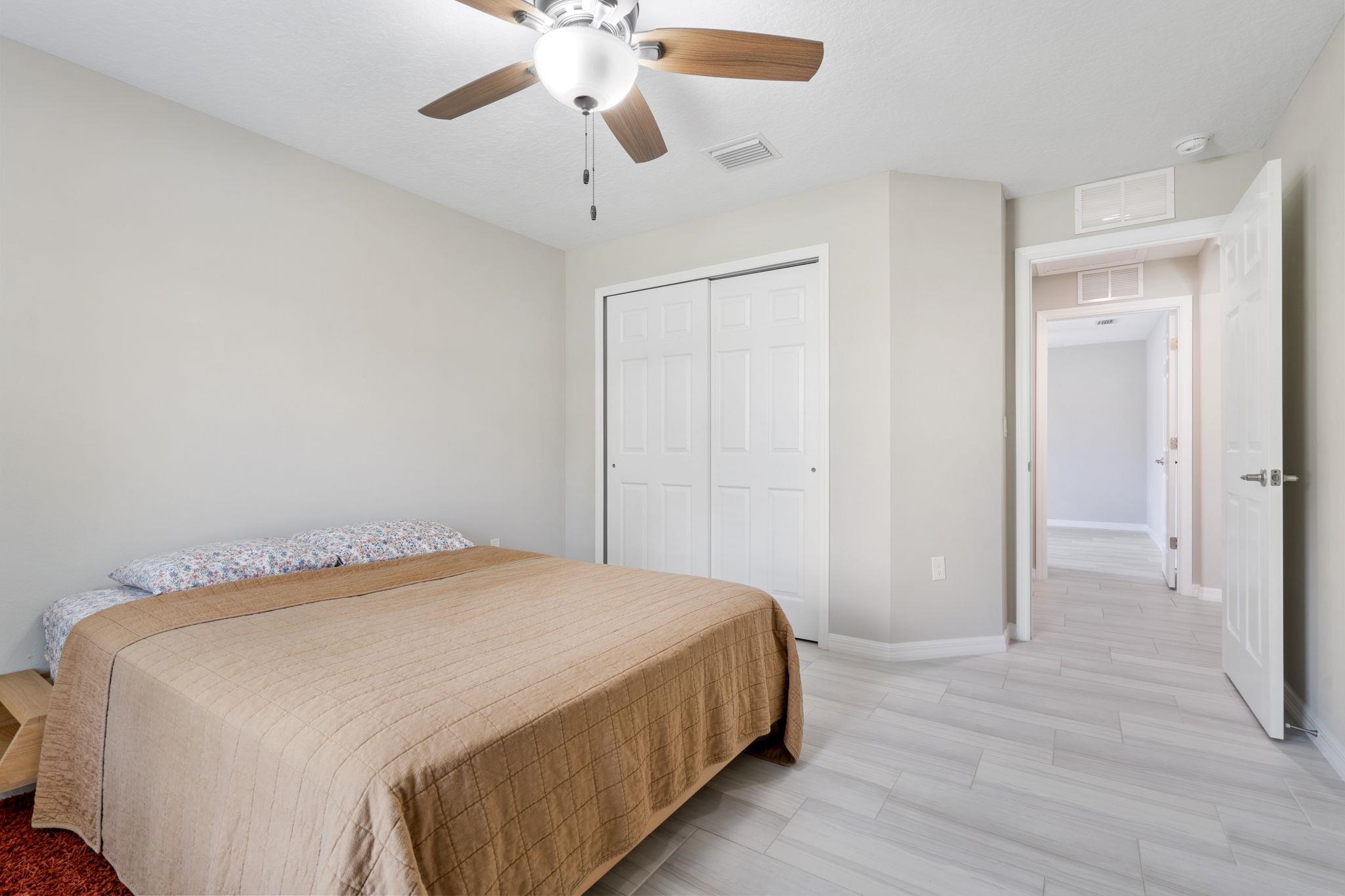 Image 19 of 46 For 26 White Feather Ln