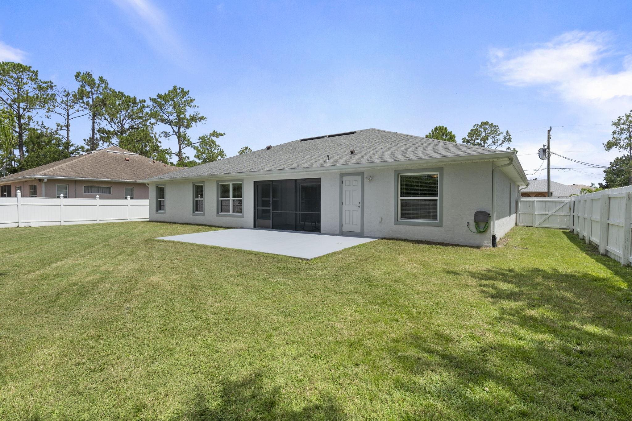 Image 36 of 46 For 26 White Feather Ln