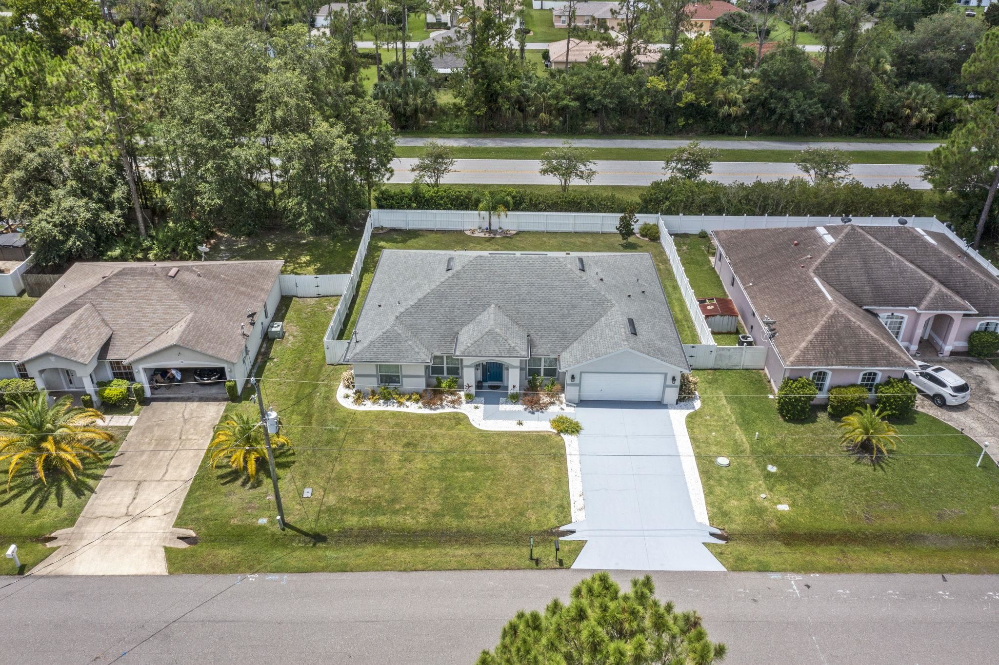 Image 42 of 46 For 26 White Feather Ln