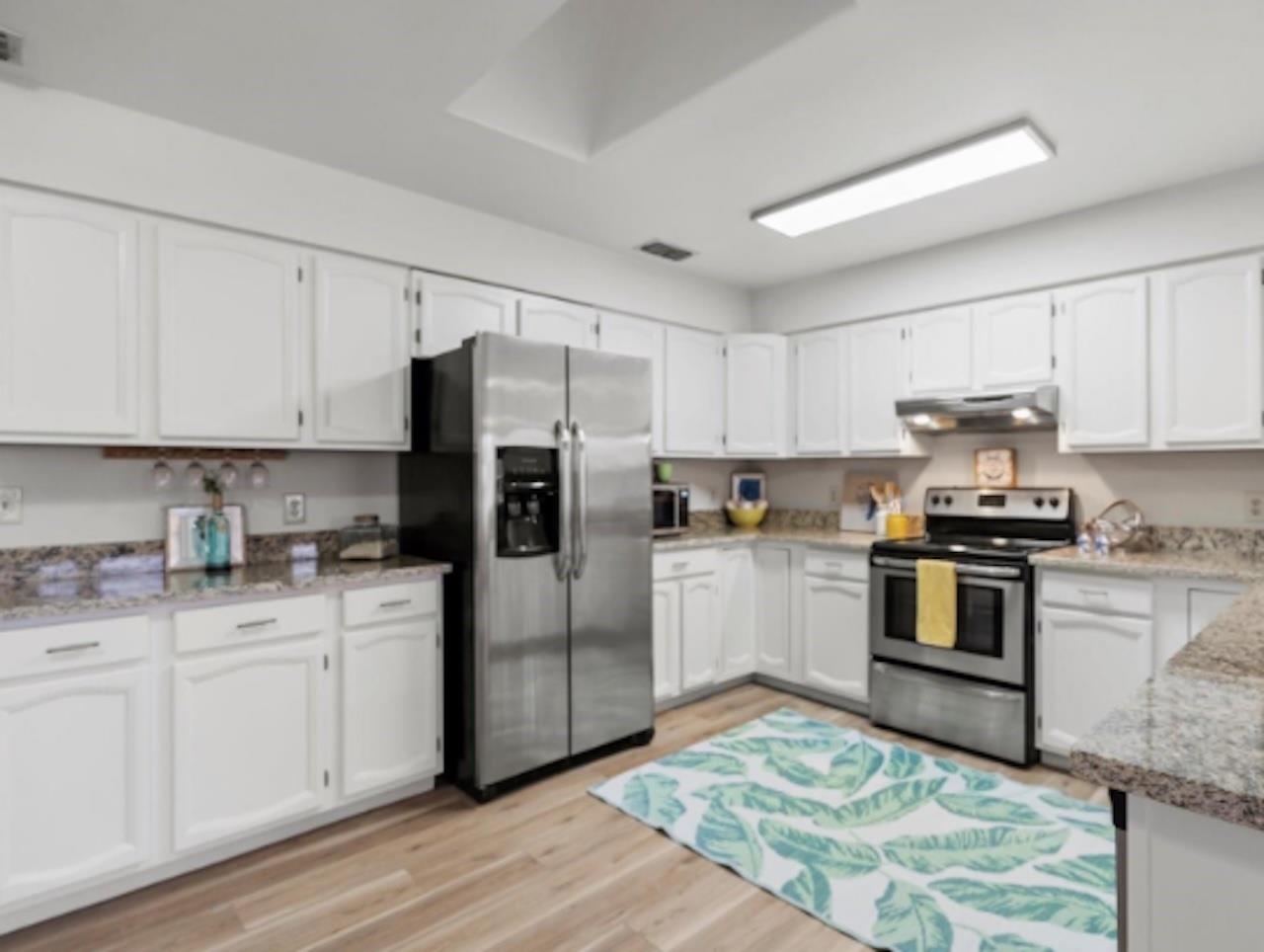 Image 5 of 83 For 311 11th Street N