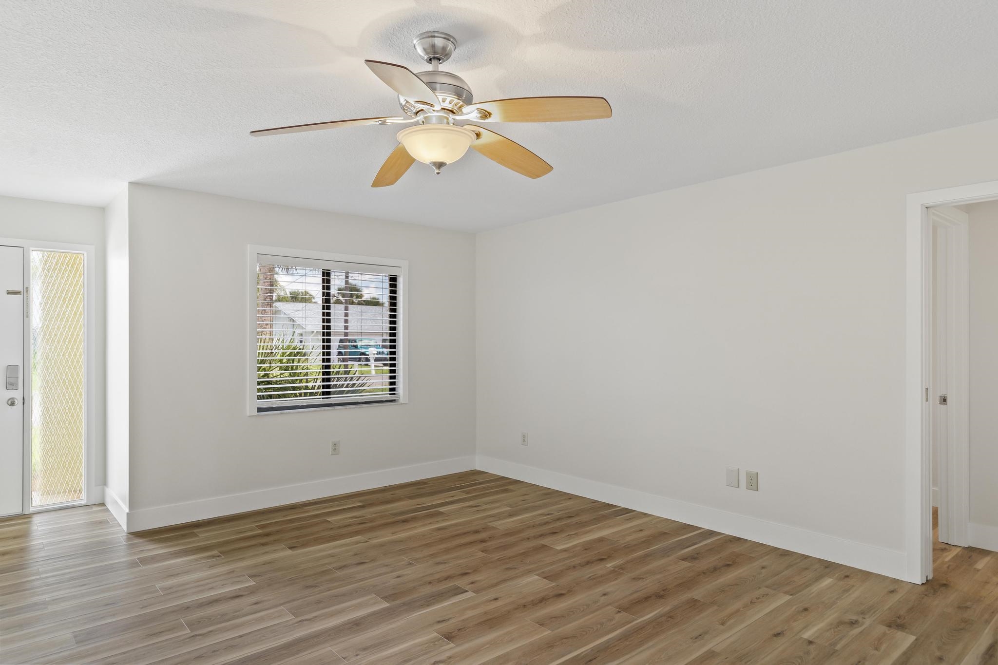 Image 8 of 83 For 311 11th Street N