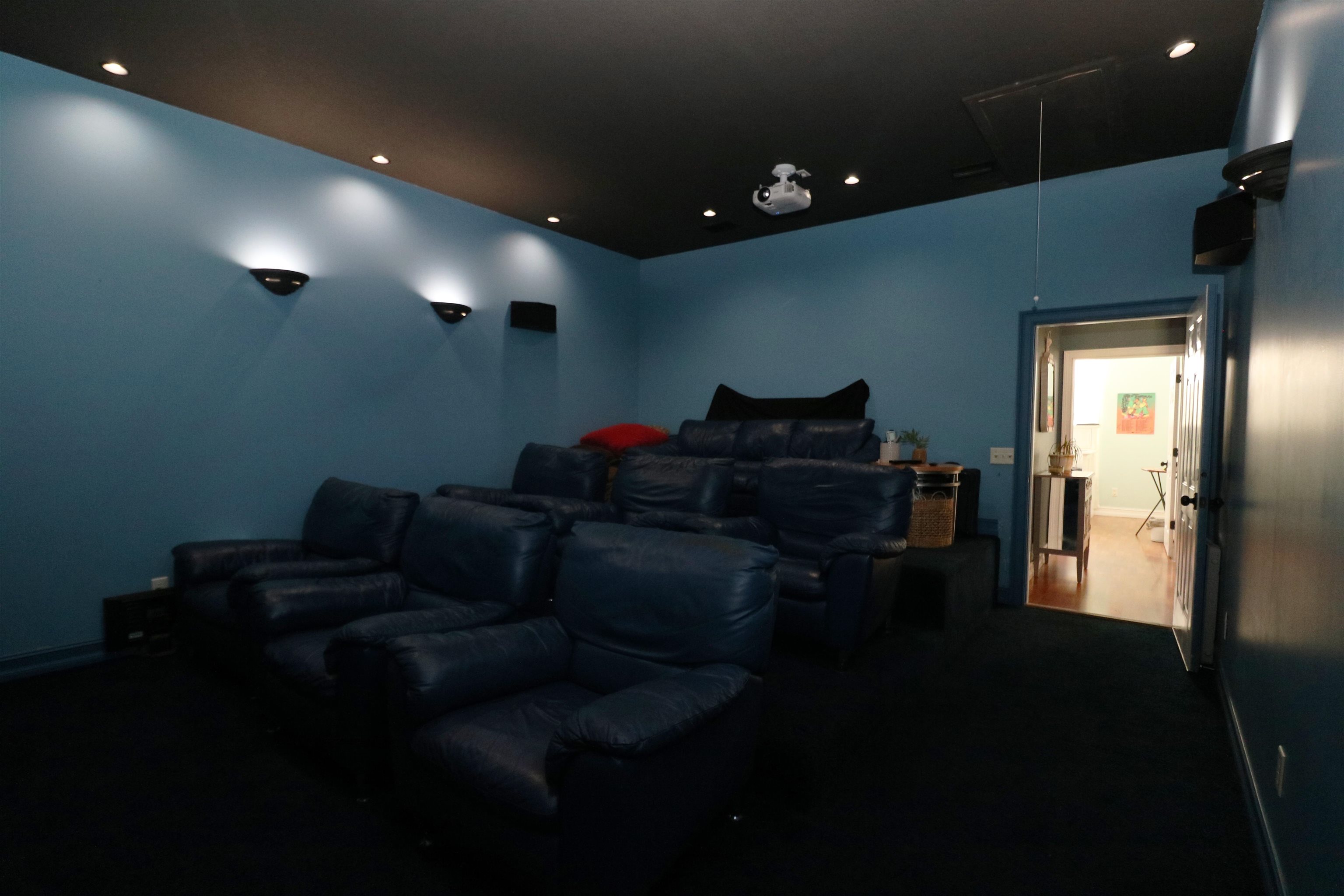 Image 13 of 66 For 2111 Forbes Rd
