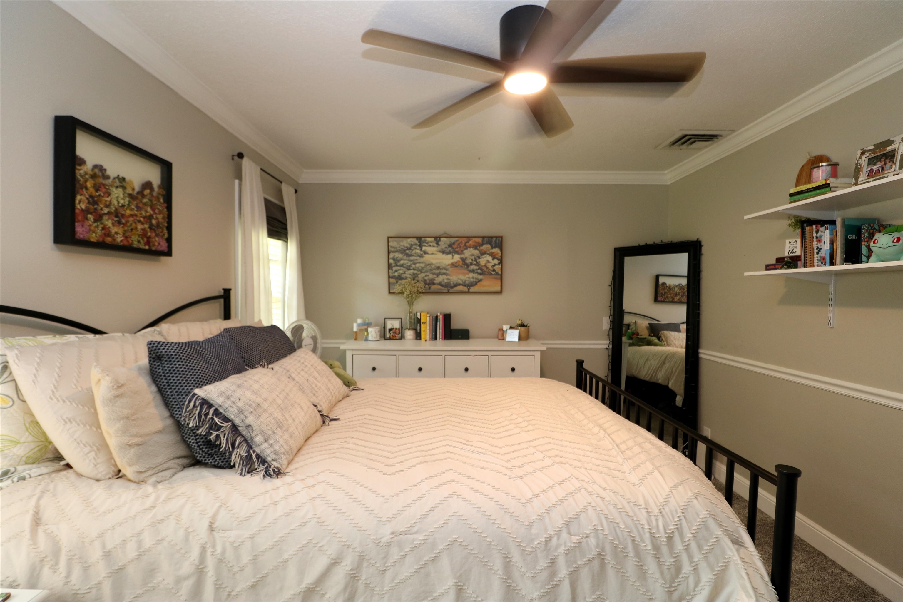 Image 26 of 66 For 2111 Forbes Rd