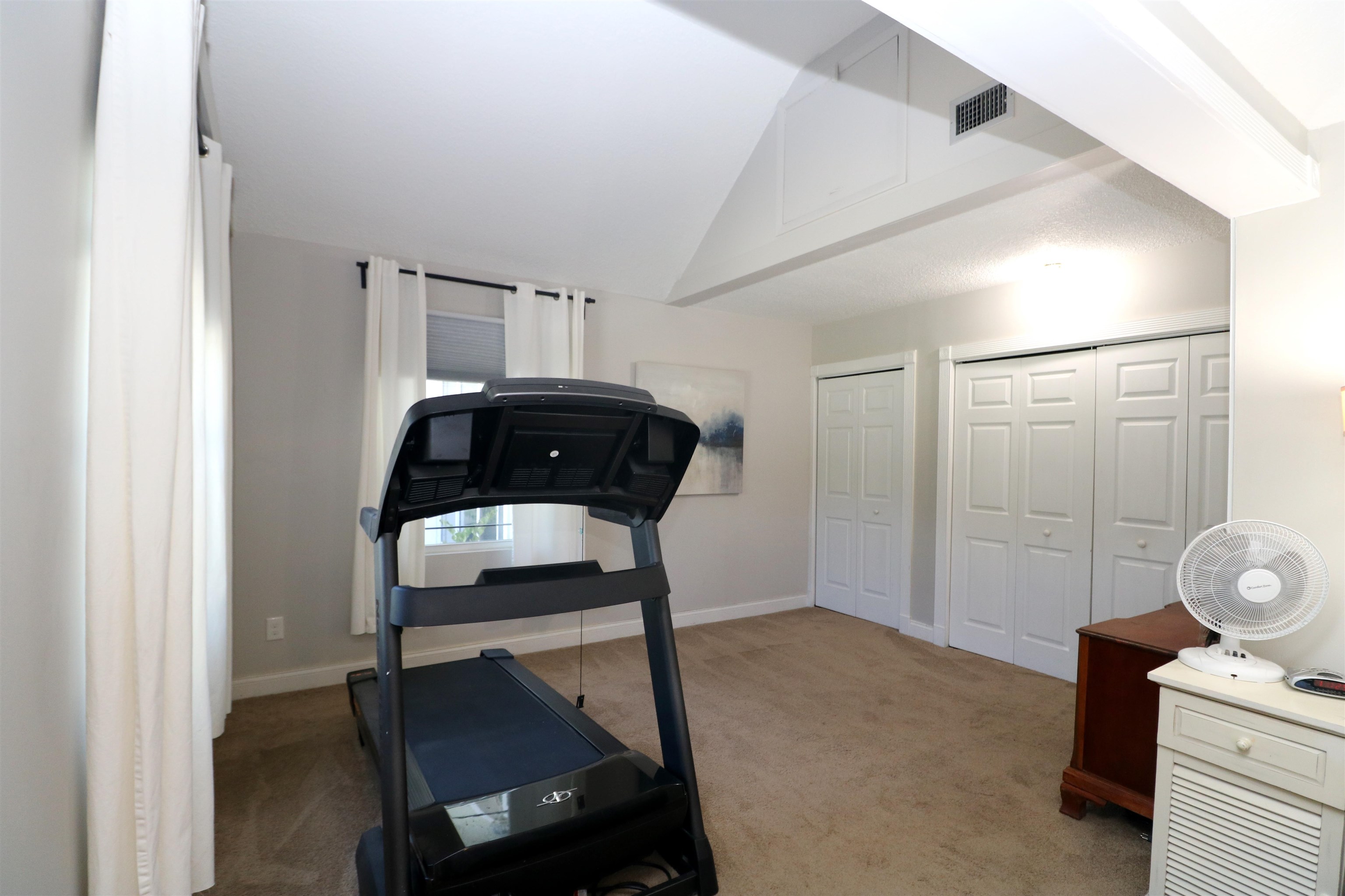 Image 39 of 66 For 2111 Forbes Rd