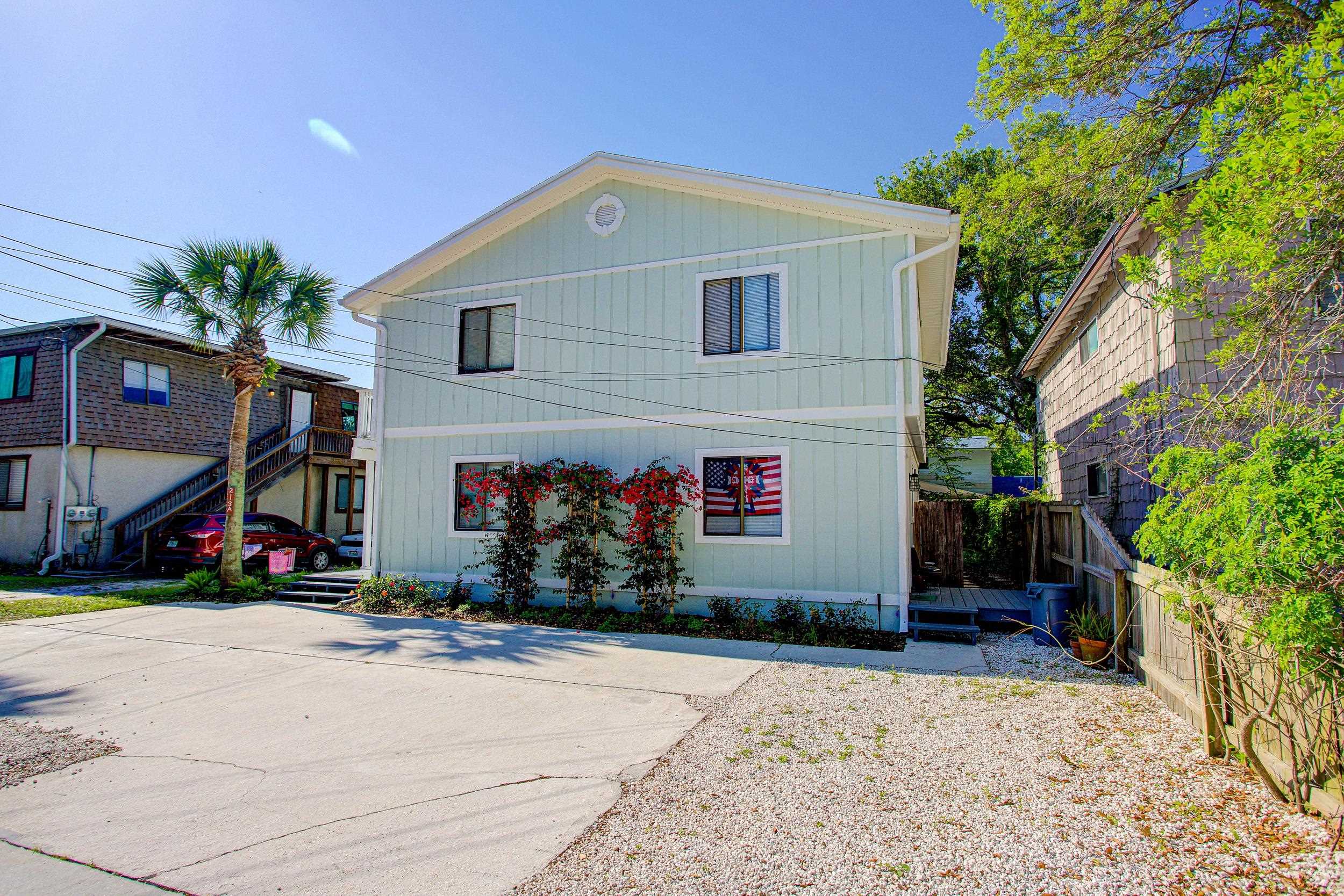 Image 3 of 29 For 213 A St  