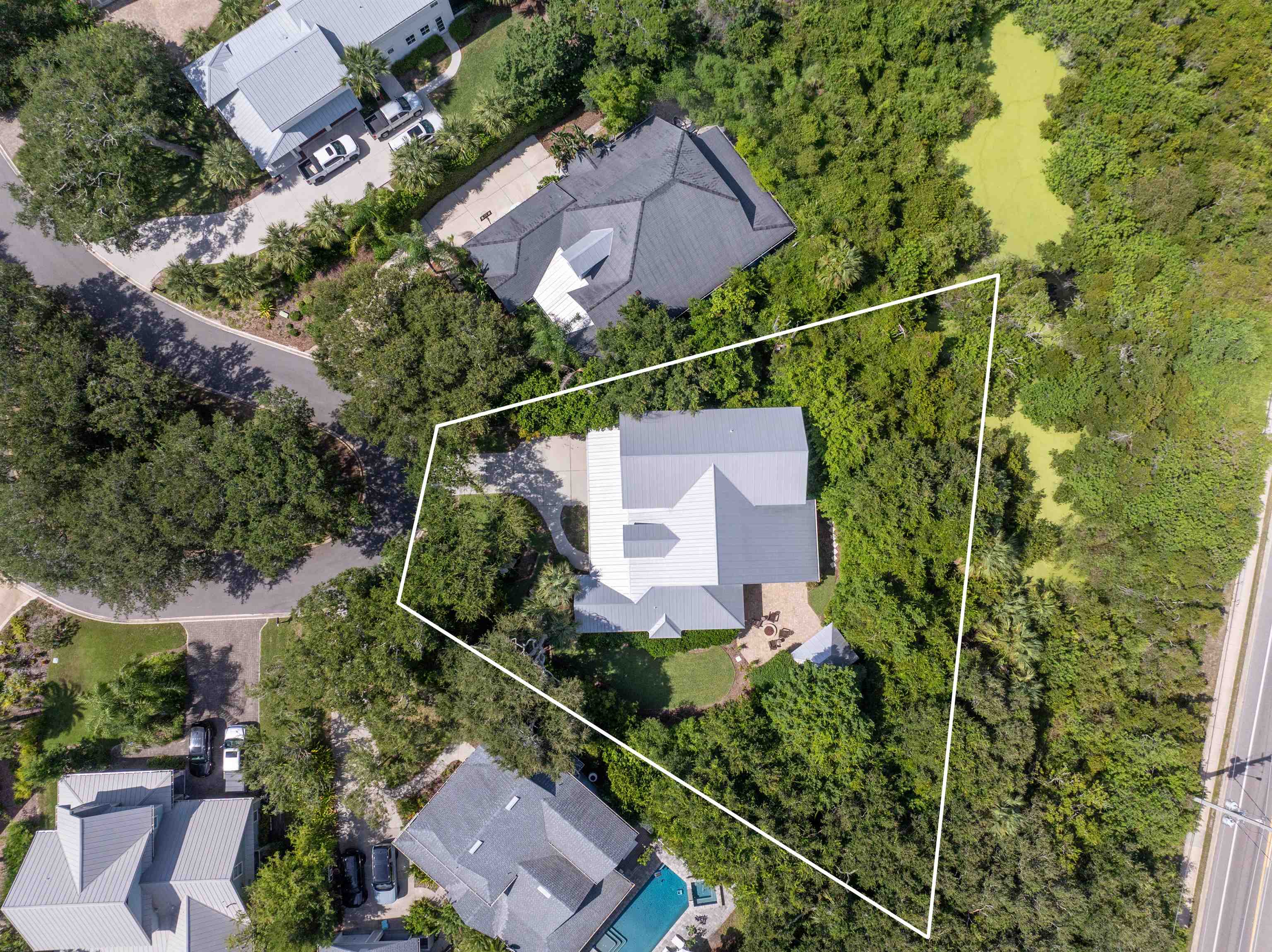 Image 29 of 67 For 912 Sandy Beach Circle