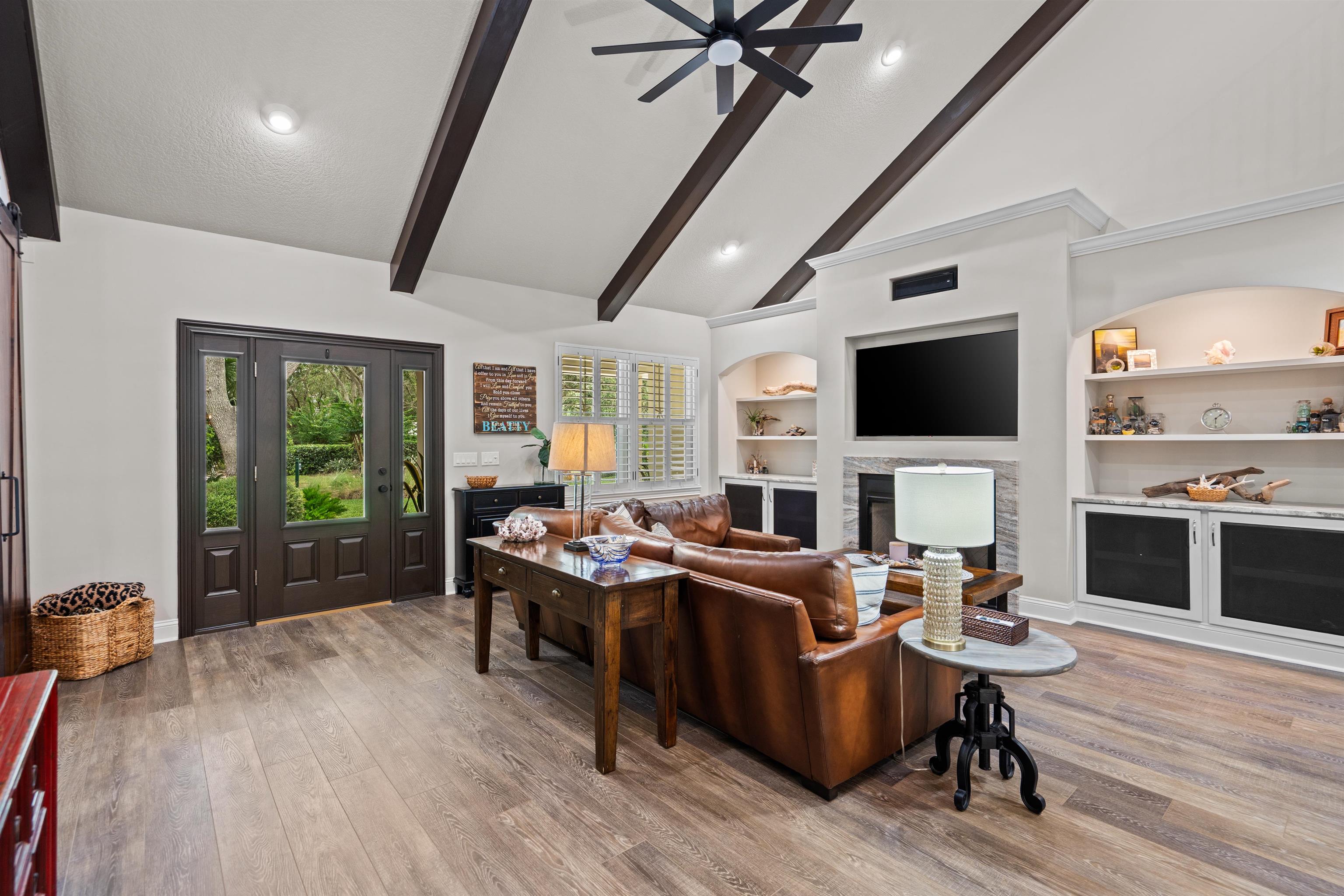 Image 30 of 67 For 912 Sandy Beach Circle