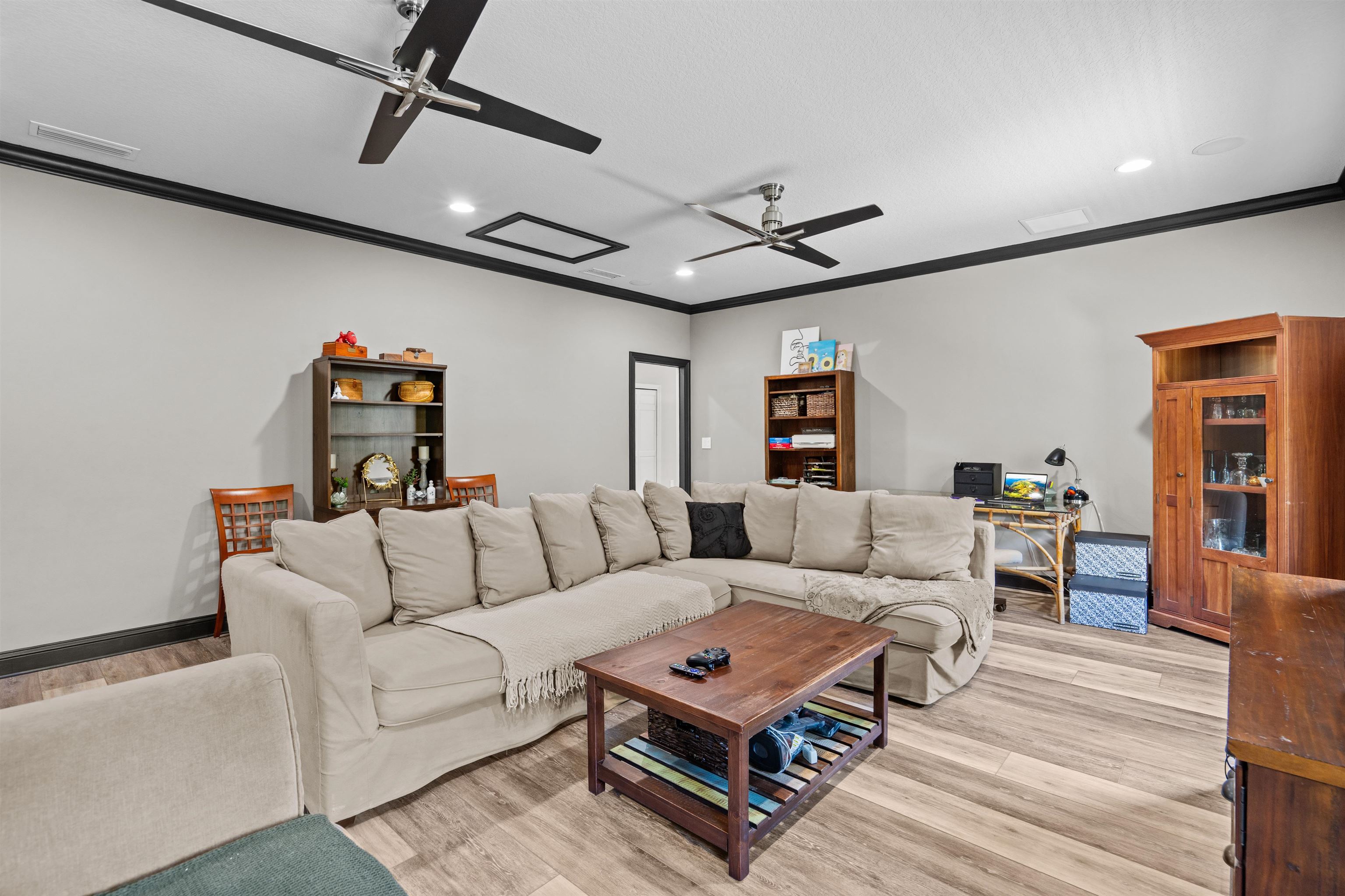 Image 53 of 67 For 912 Sandy Beach Circle