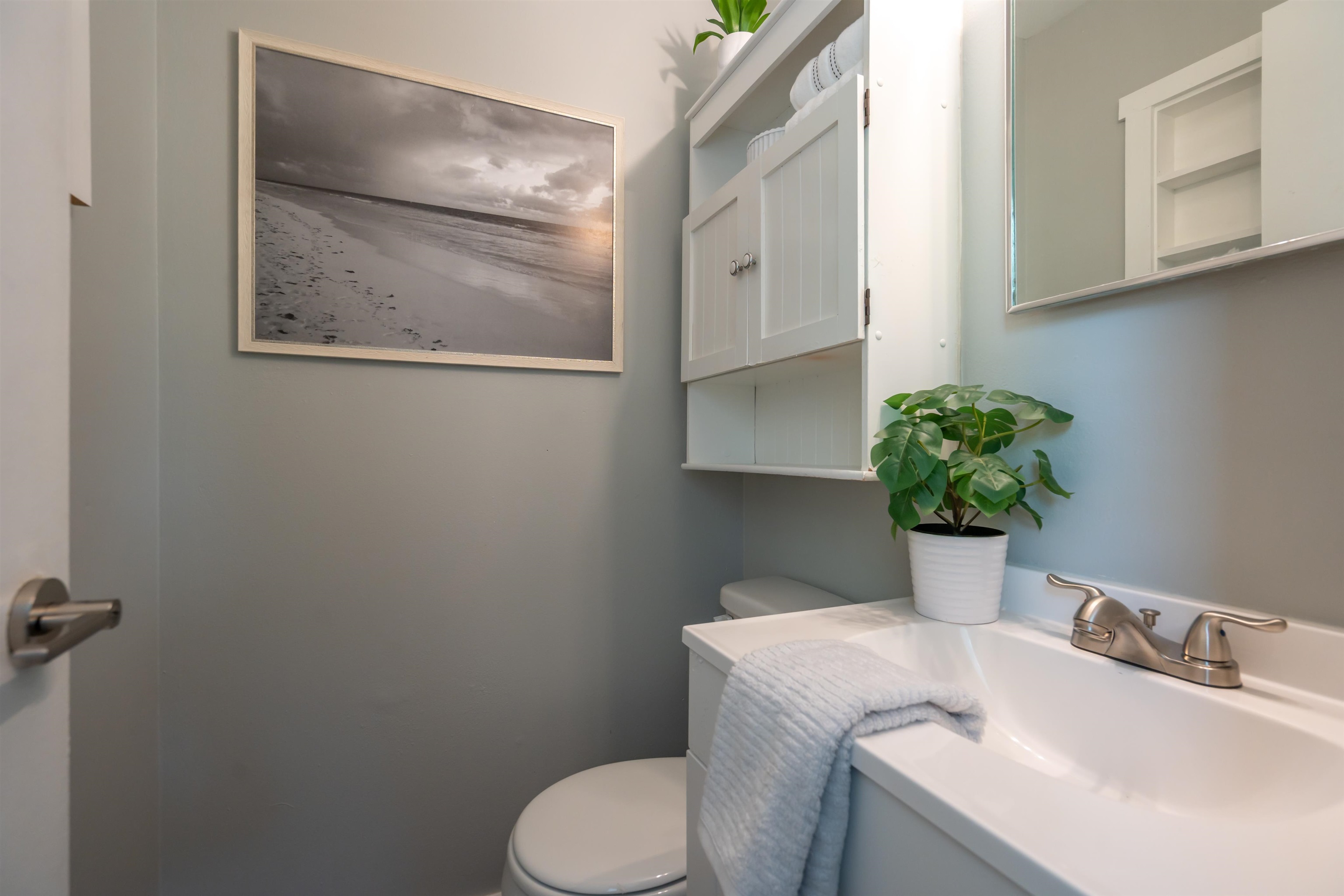 Image 26 of 35 For 258 Costado St