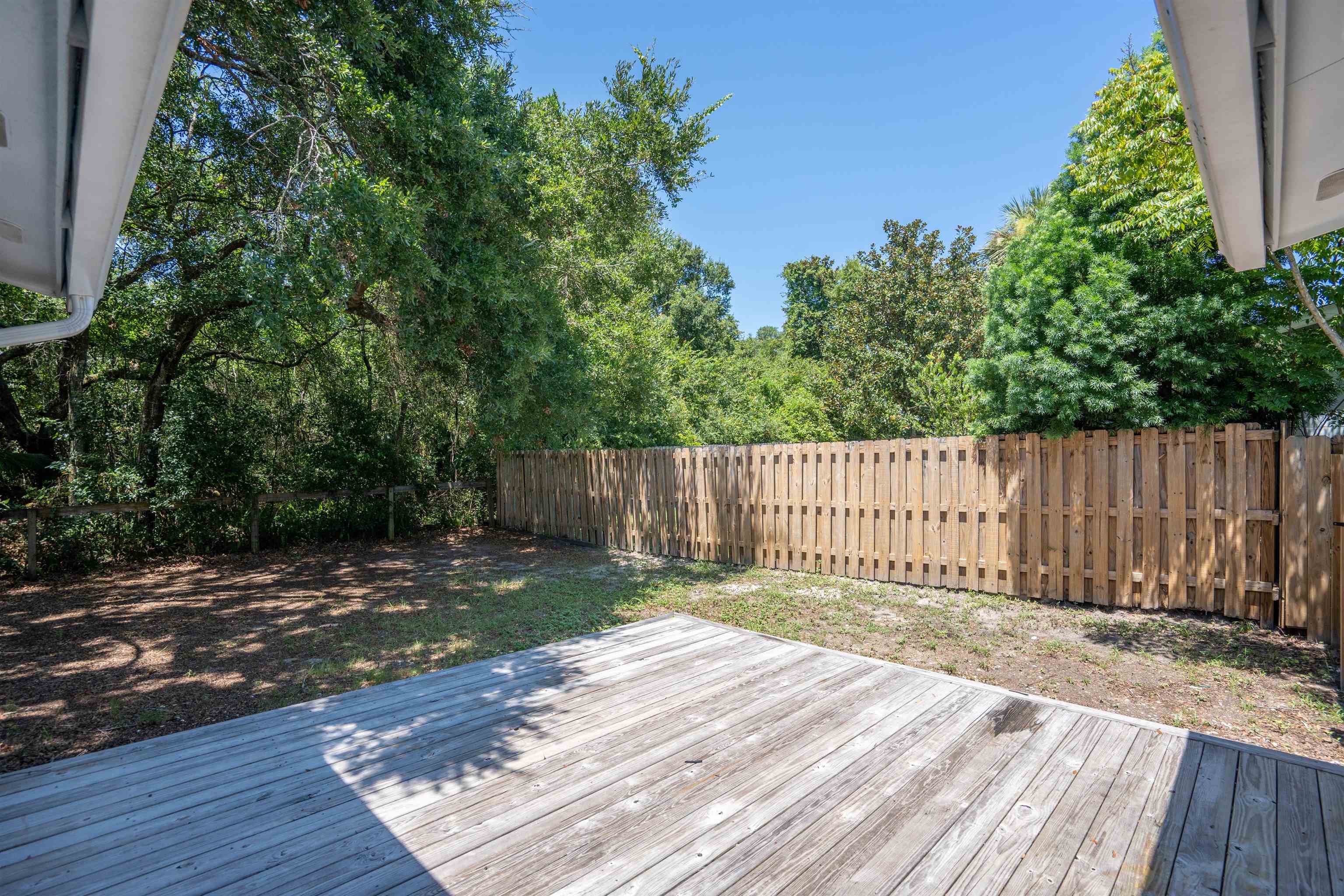 Image 30 of 35 For 258 Costado St