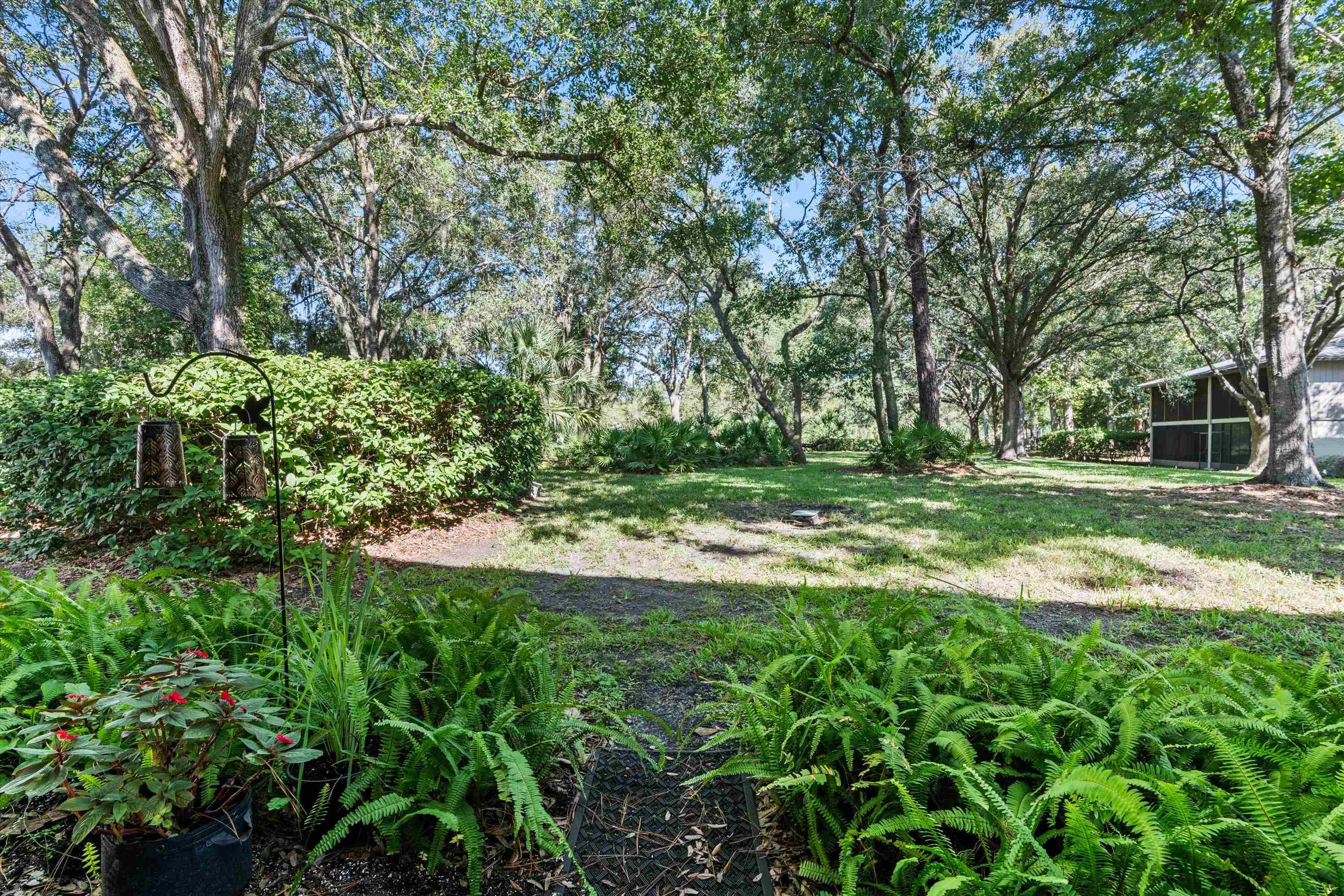Image 21 of 27 For 13 Alcira Ct