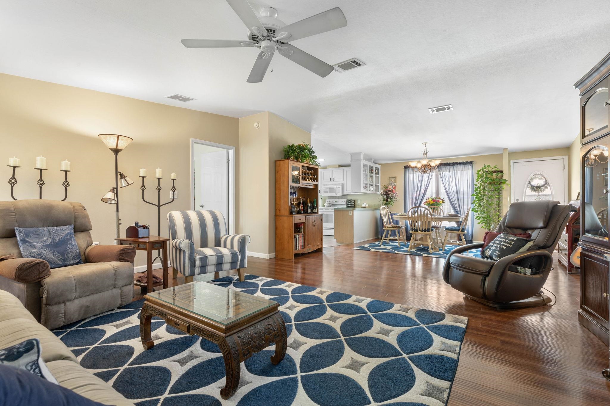 Image 13 of 71 For 2760 Screech Owl Ave N