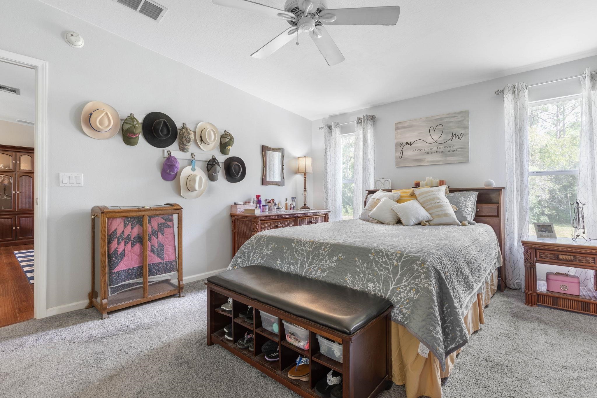 Image 27 of 71 For 2760 Screech Owl Ave N