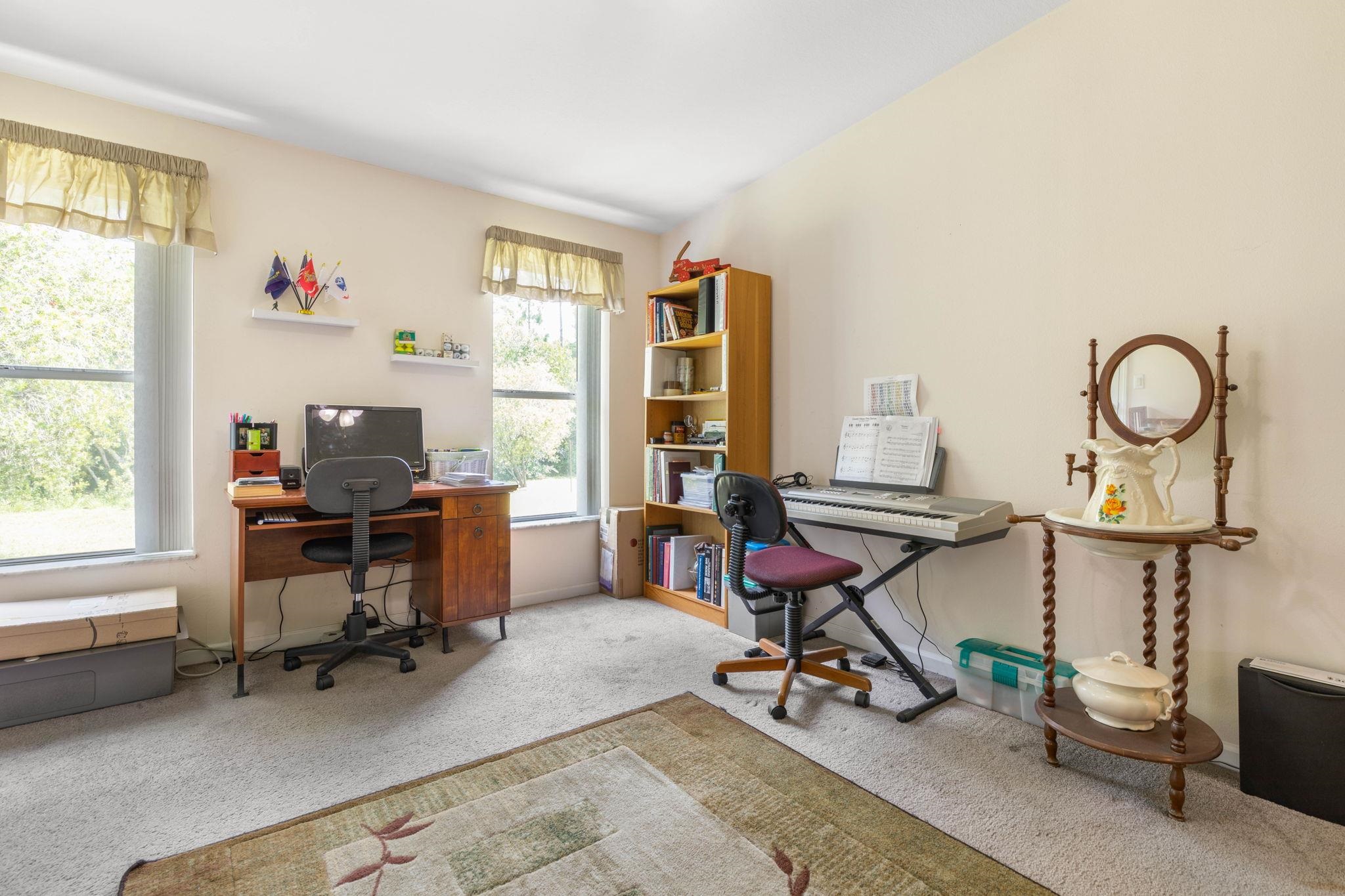 Image 40 of 71 For 2760 Screech Owl Ave N