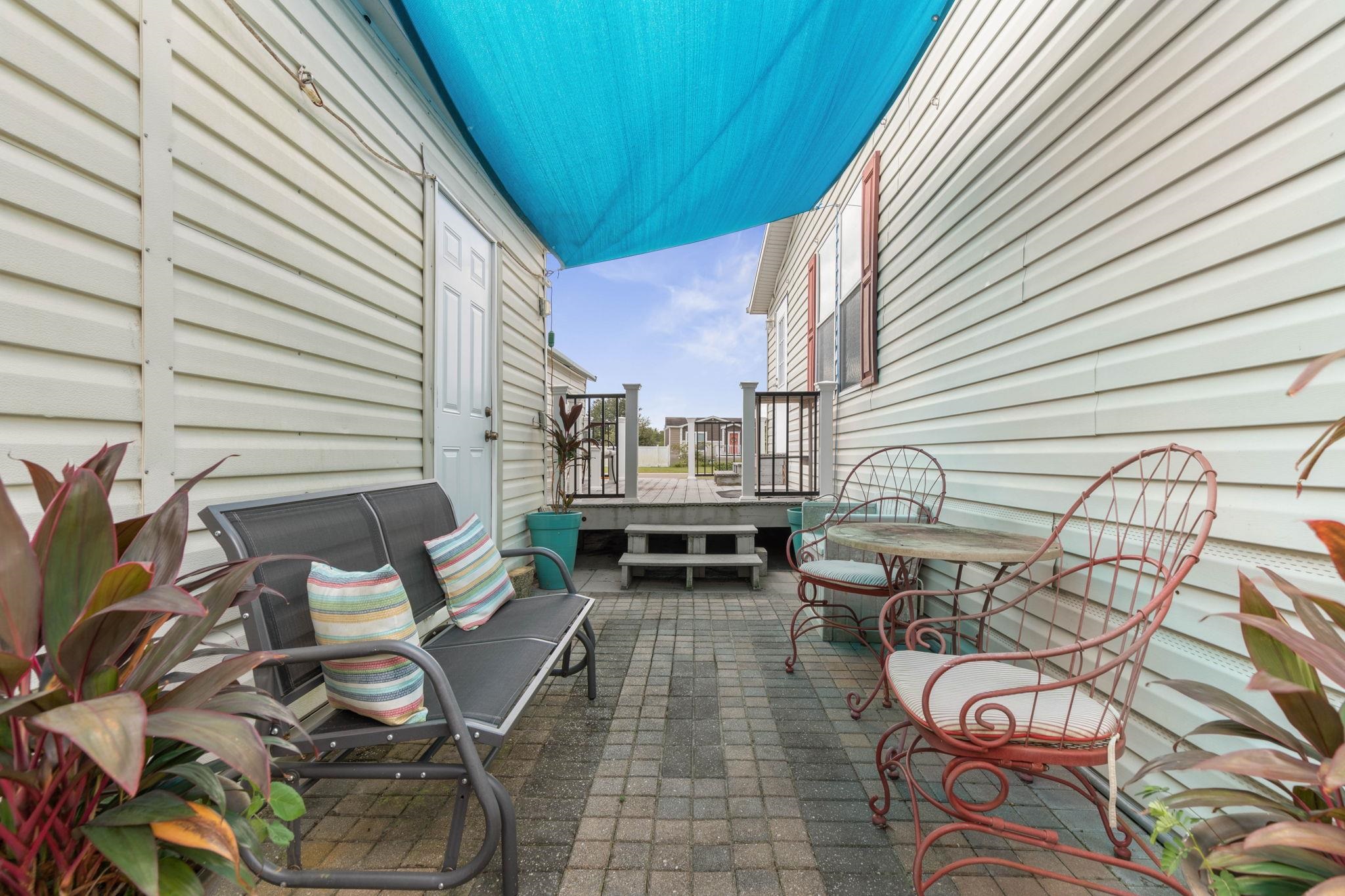 Image 46 of 71 For 2760 Screech Owl Ave N