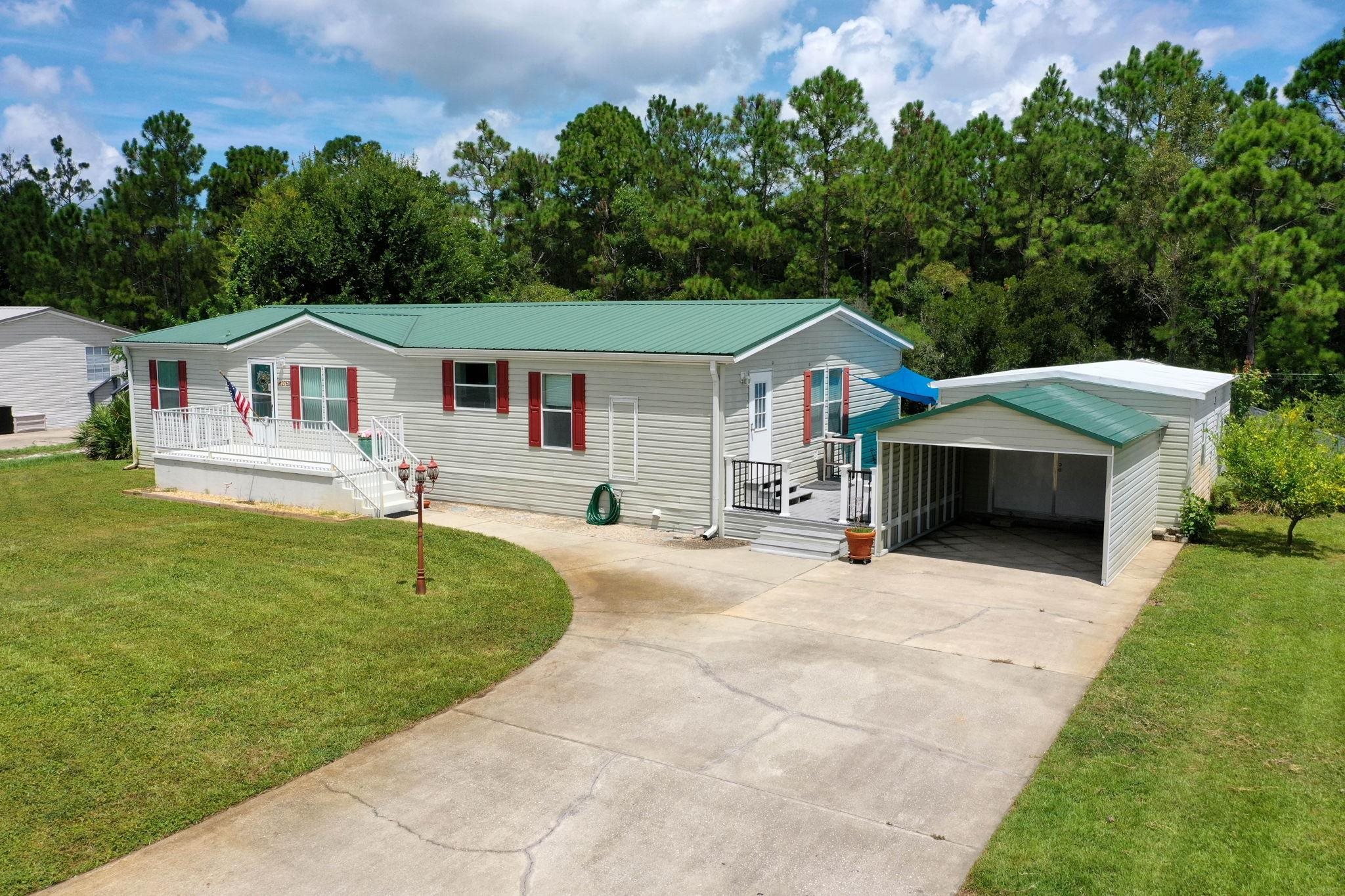 Image 56 of 71 For 2760 Screech Owl Ave N