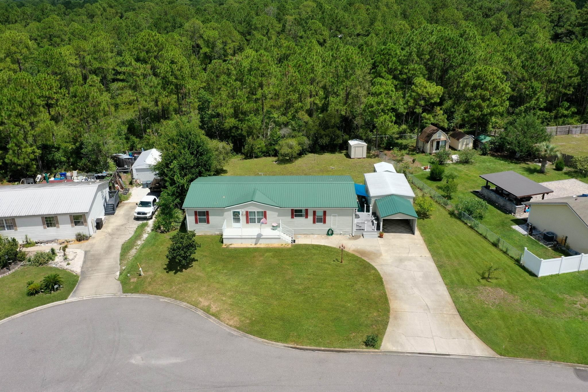 Image 60 of 71 For 2760 Screech Owl Ave N