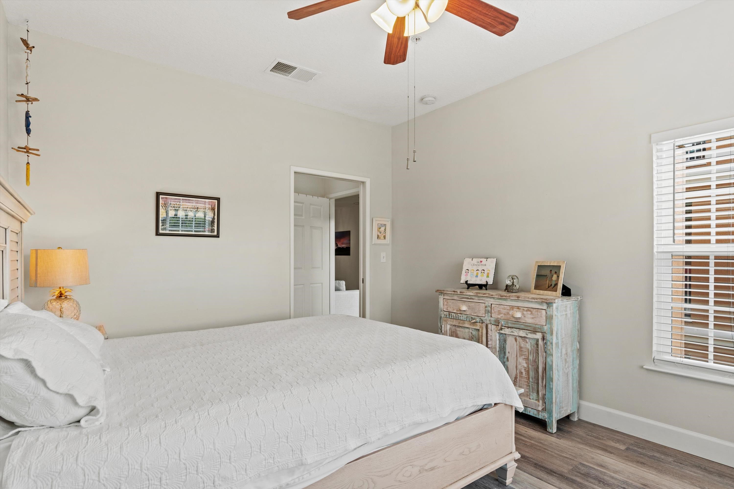 Image 20 of 39 For 540 Florida Club Blvd. Unit 210