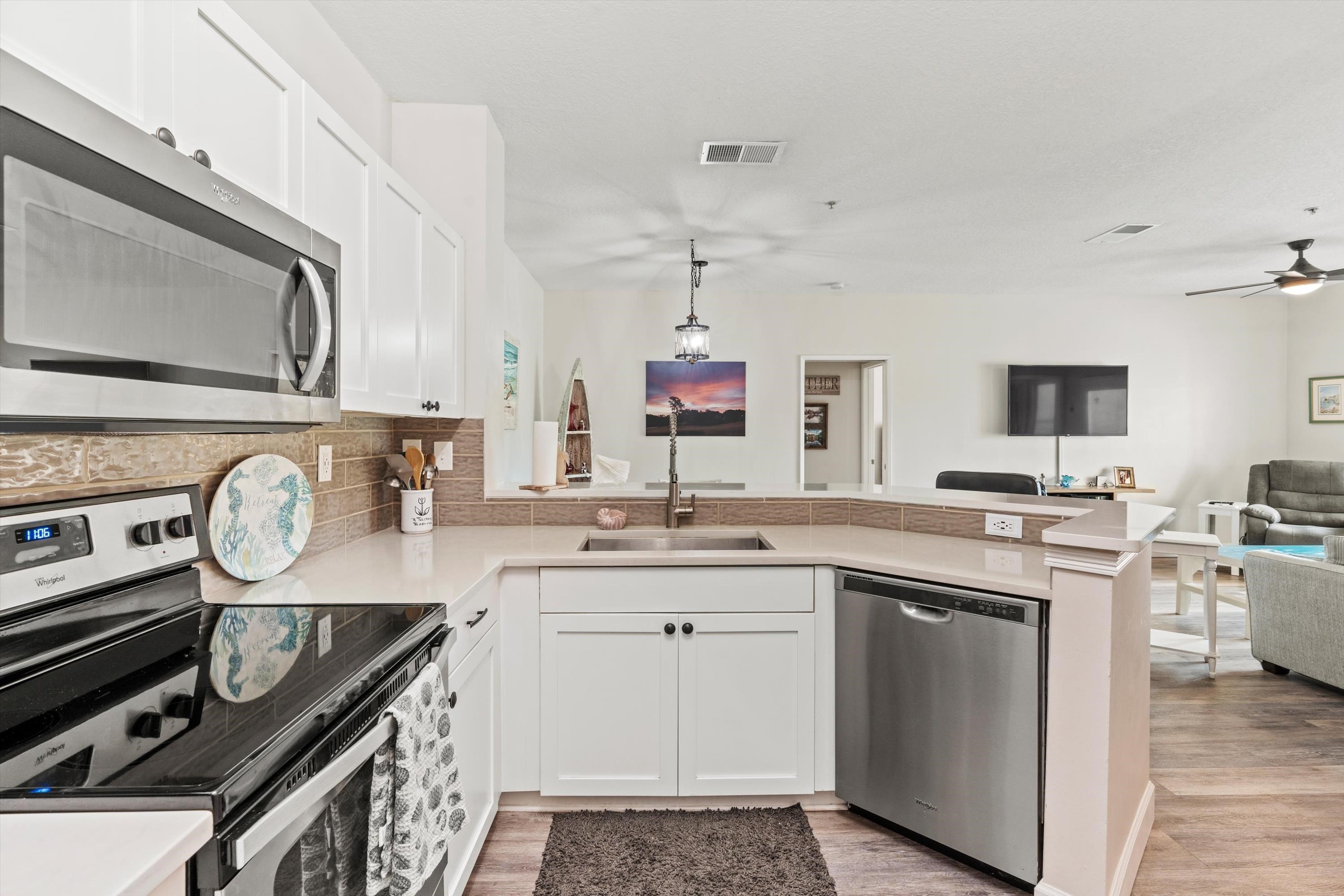 Image 7 of 39 For 540 Florida Club Blvd. Unit 210