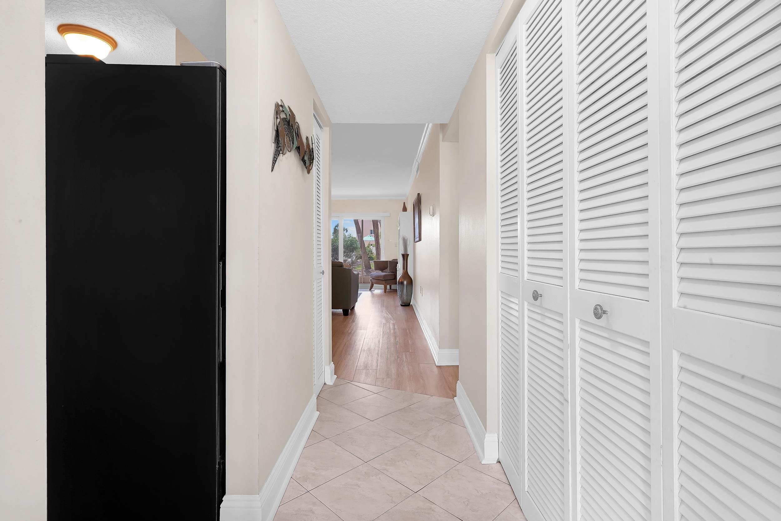 Image 16 of 35 For 4 Ocean Trace Rd  118