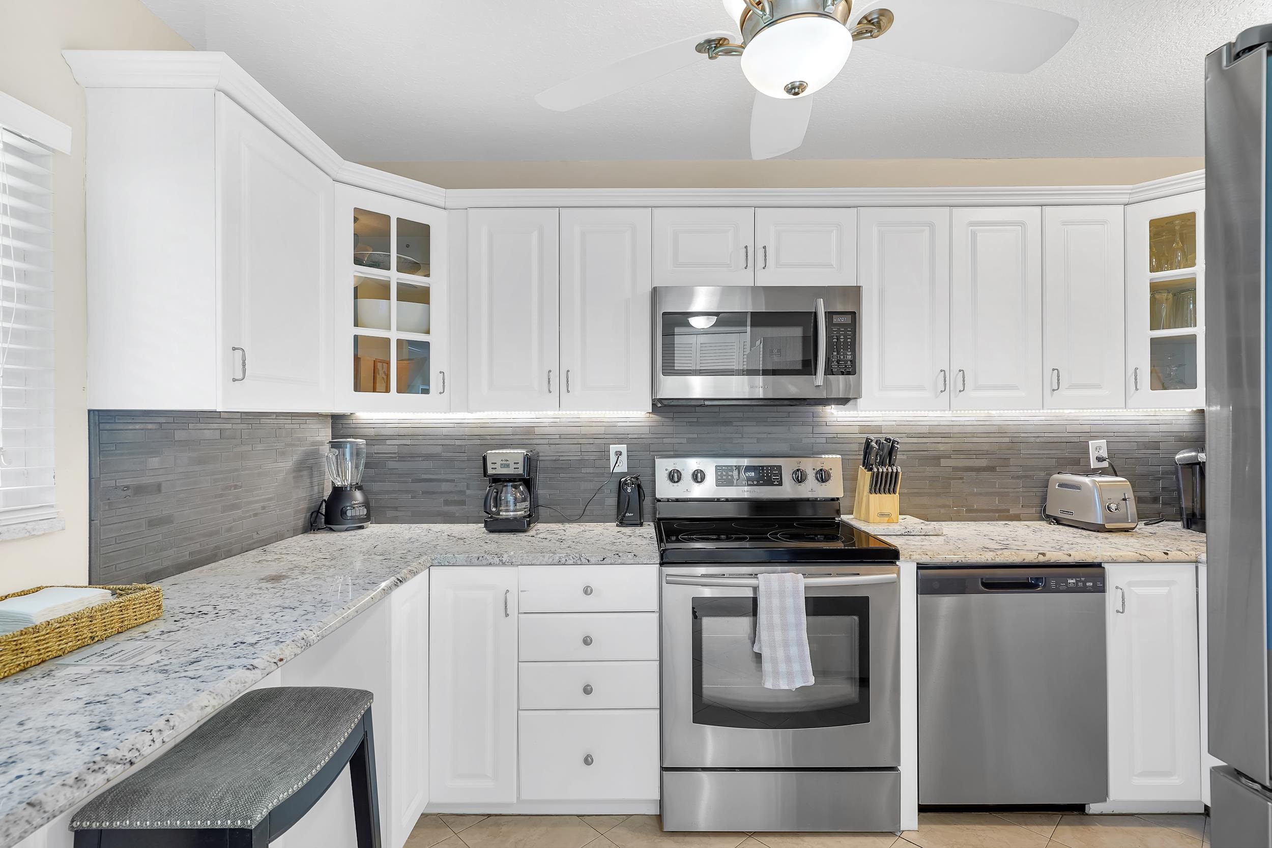 Image 17 of 35 For 4 Ocean Trace Rd  118