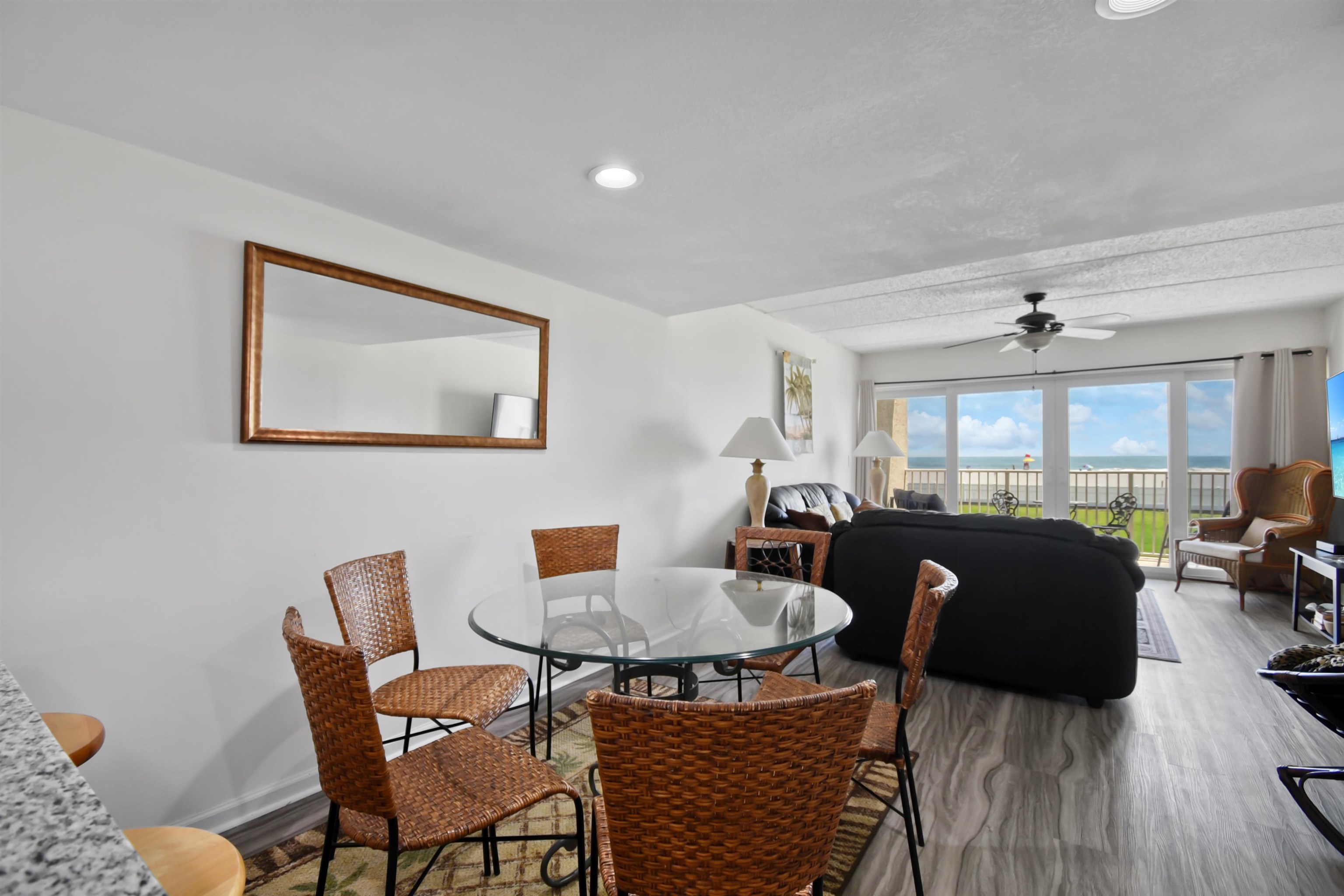 Image 10 of 30 For 390 A1a Beach Blvd  5