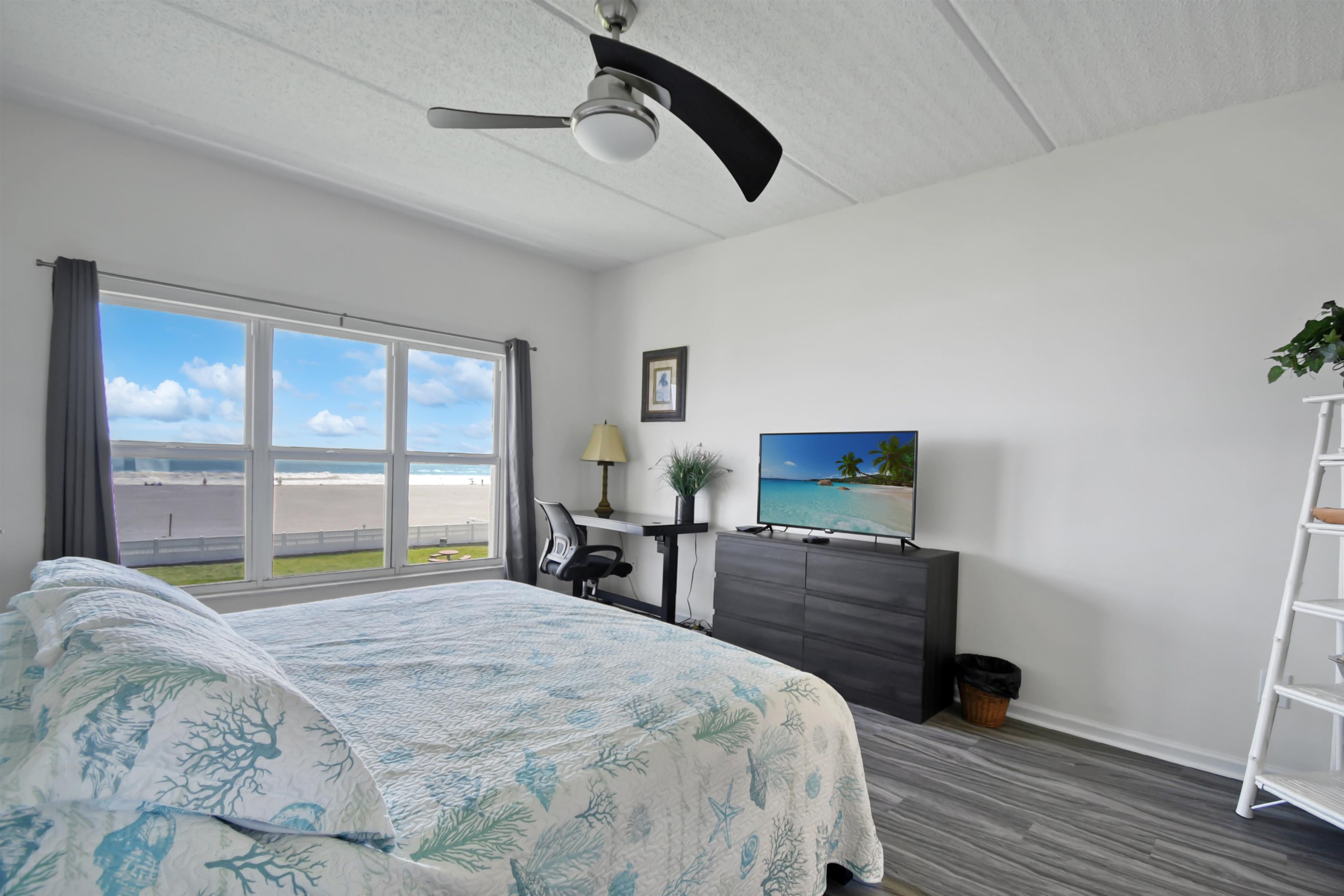 Image 14 of 30 For 390 A1a Beach Blvd  5