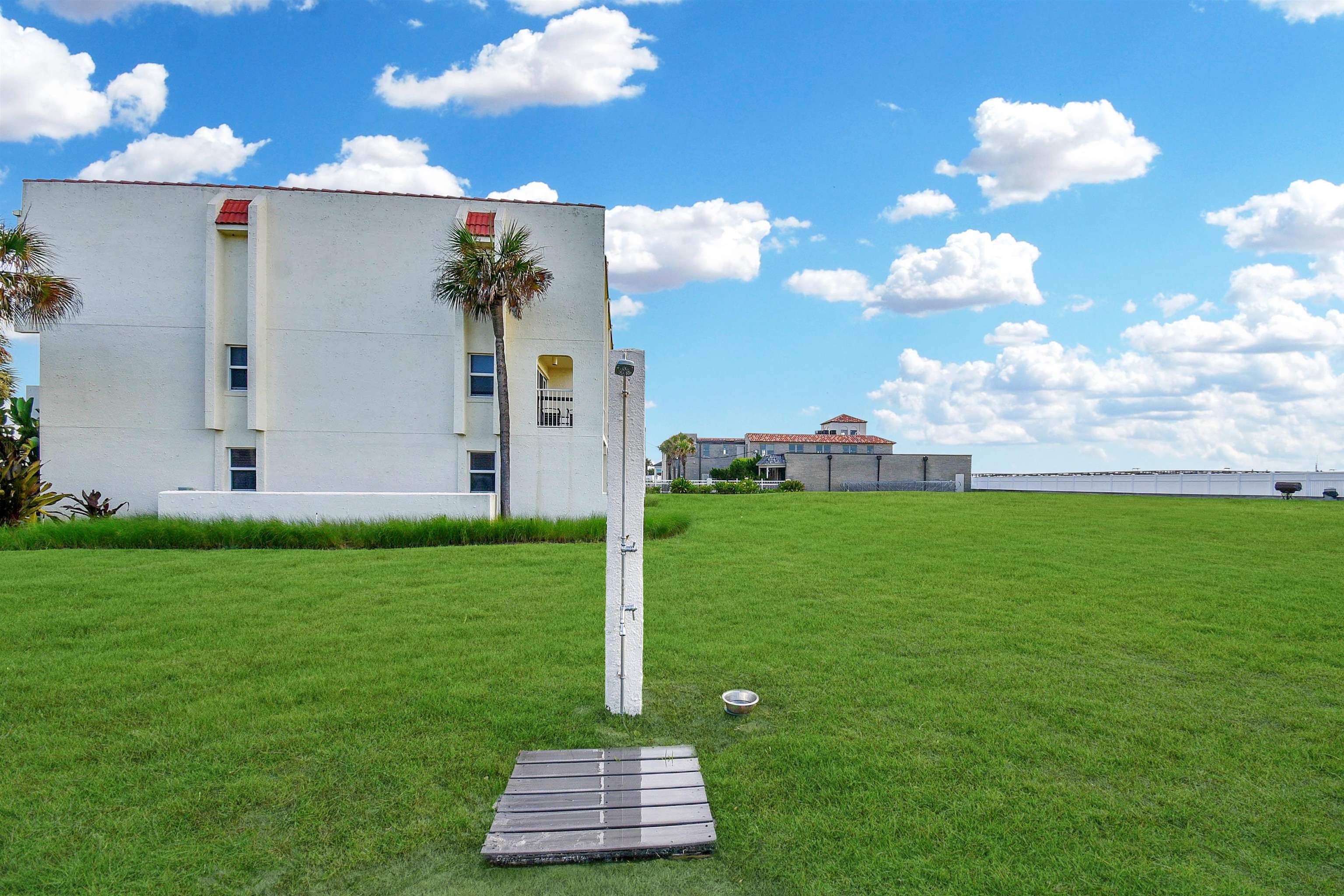 Image 25 of 30 For 390 A1a Beach Blvd  5