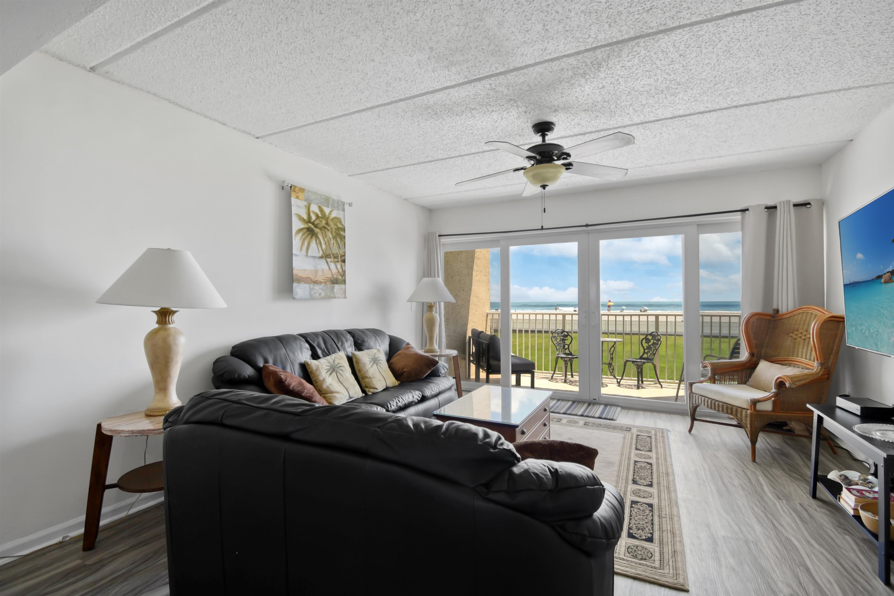 Image 4 of 30 For 390 A1a Beach Blvd  5