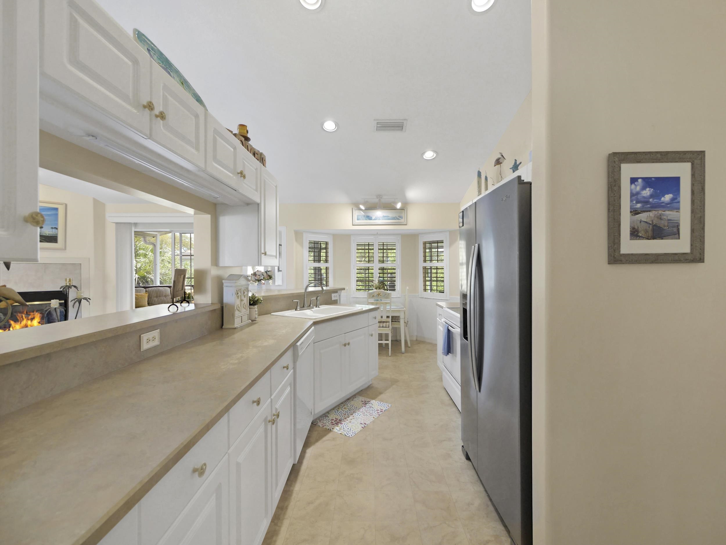 Image 14 of 39 For 107 Sandpiper Blvd