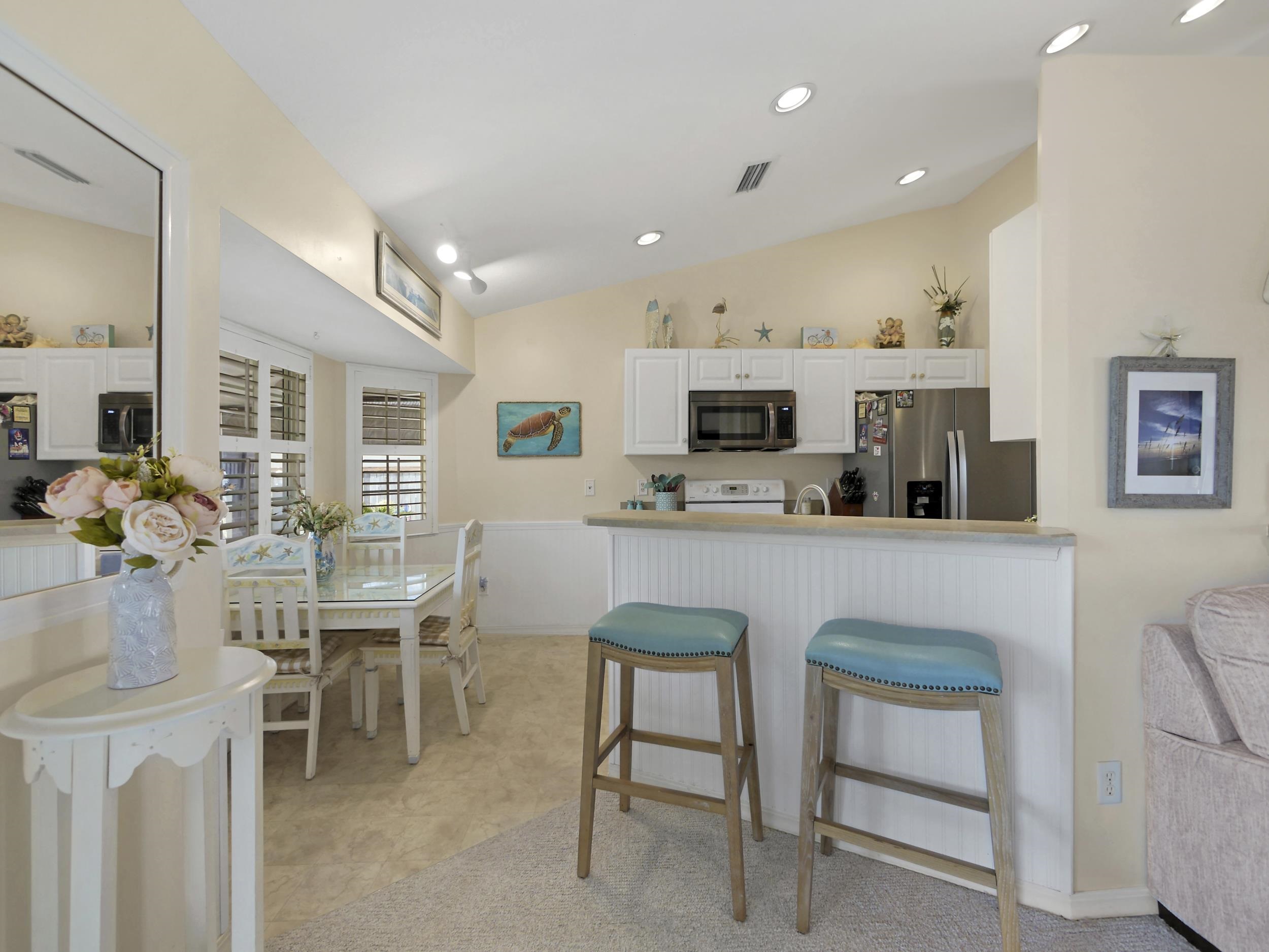 Image 17 of 39 For 107 Sandpiper Blvd