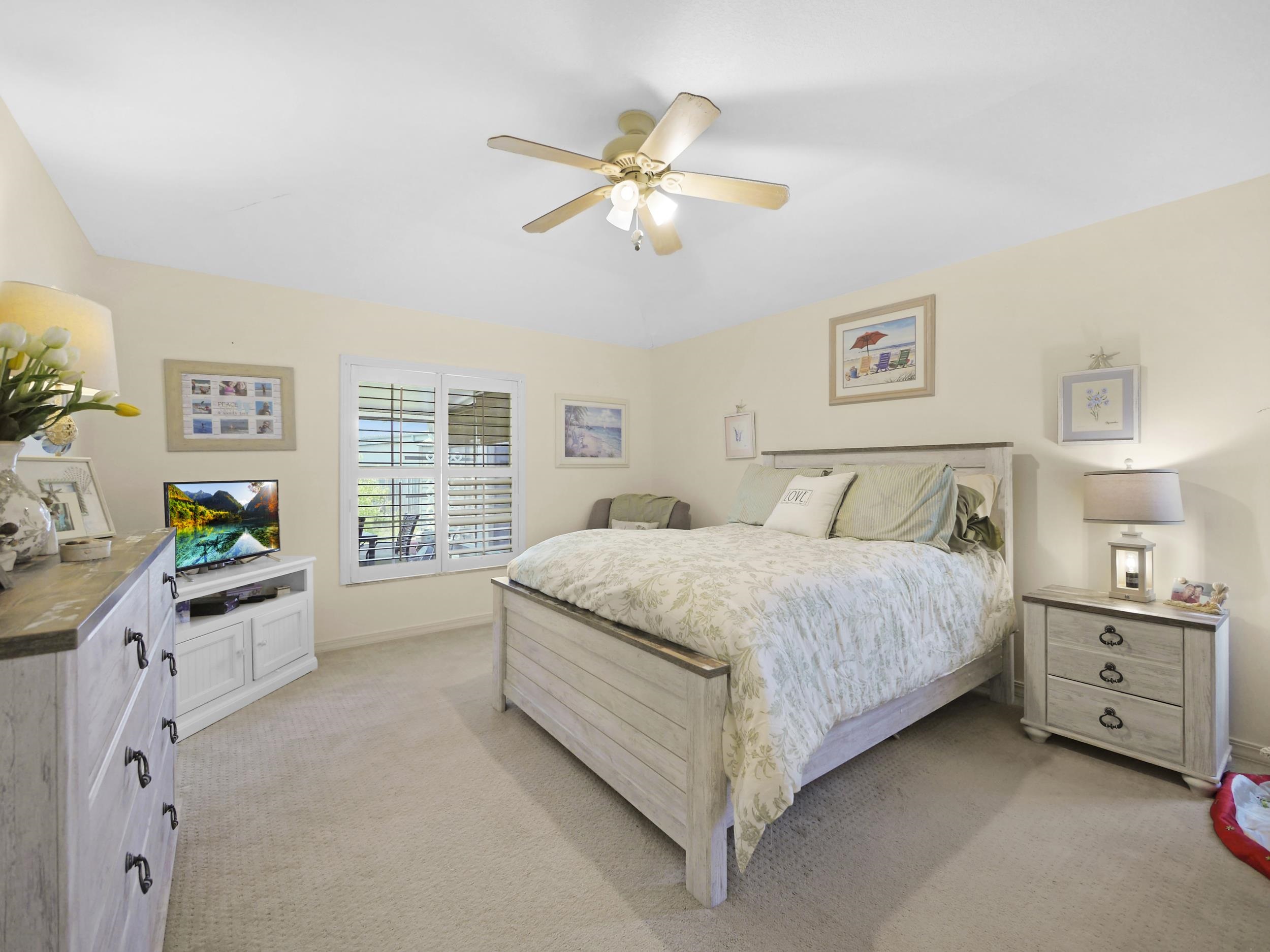 Image 20 of 39 For 107 Sandpiper Blvd
