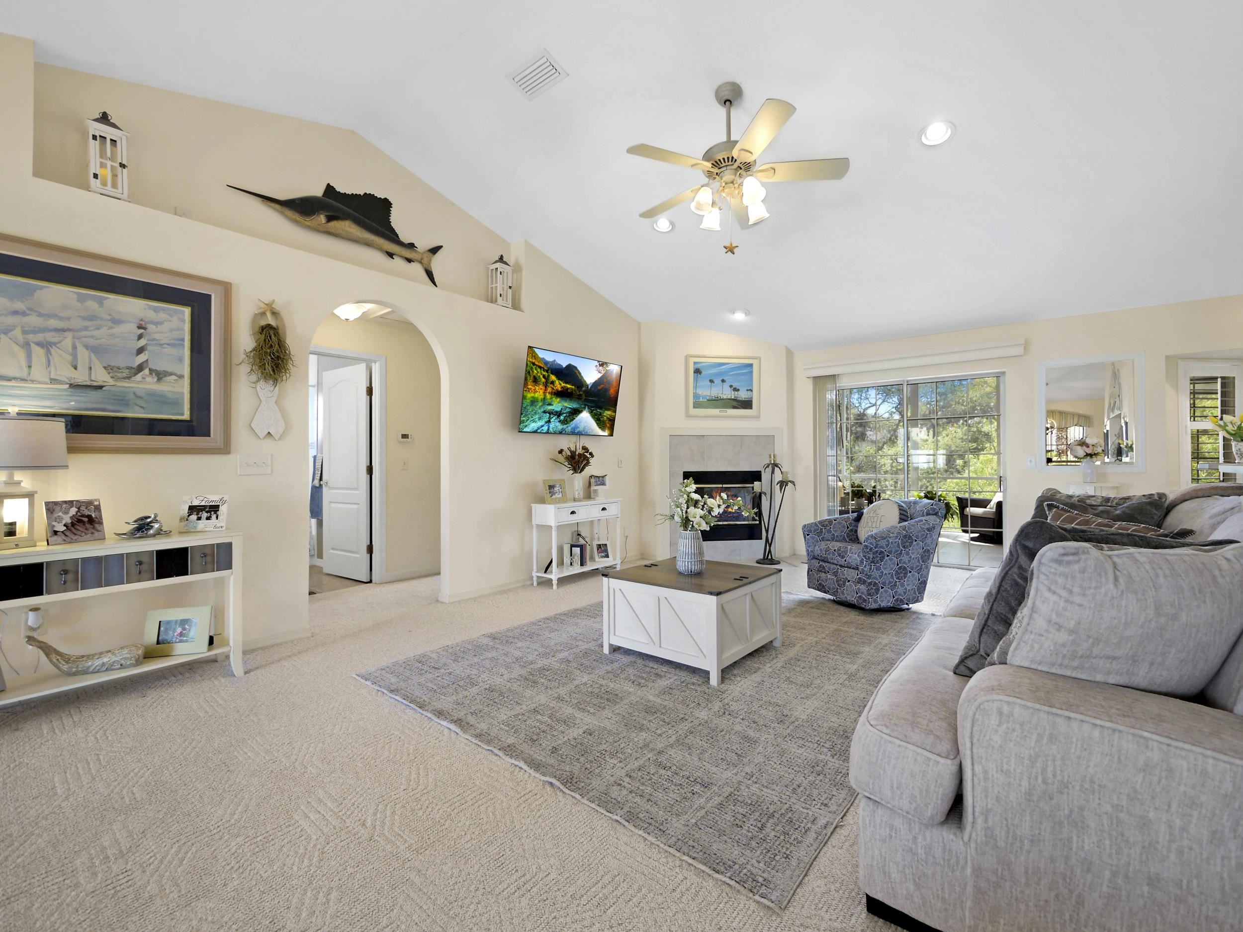 Image 5 of 39 For 107 Sandpiper Blvd