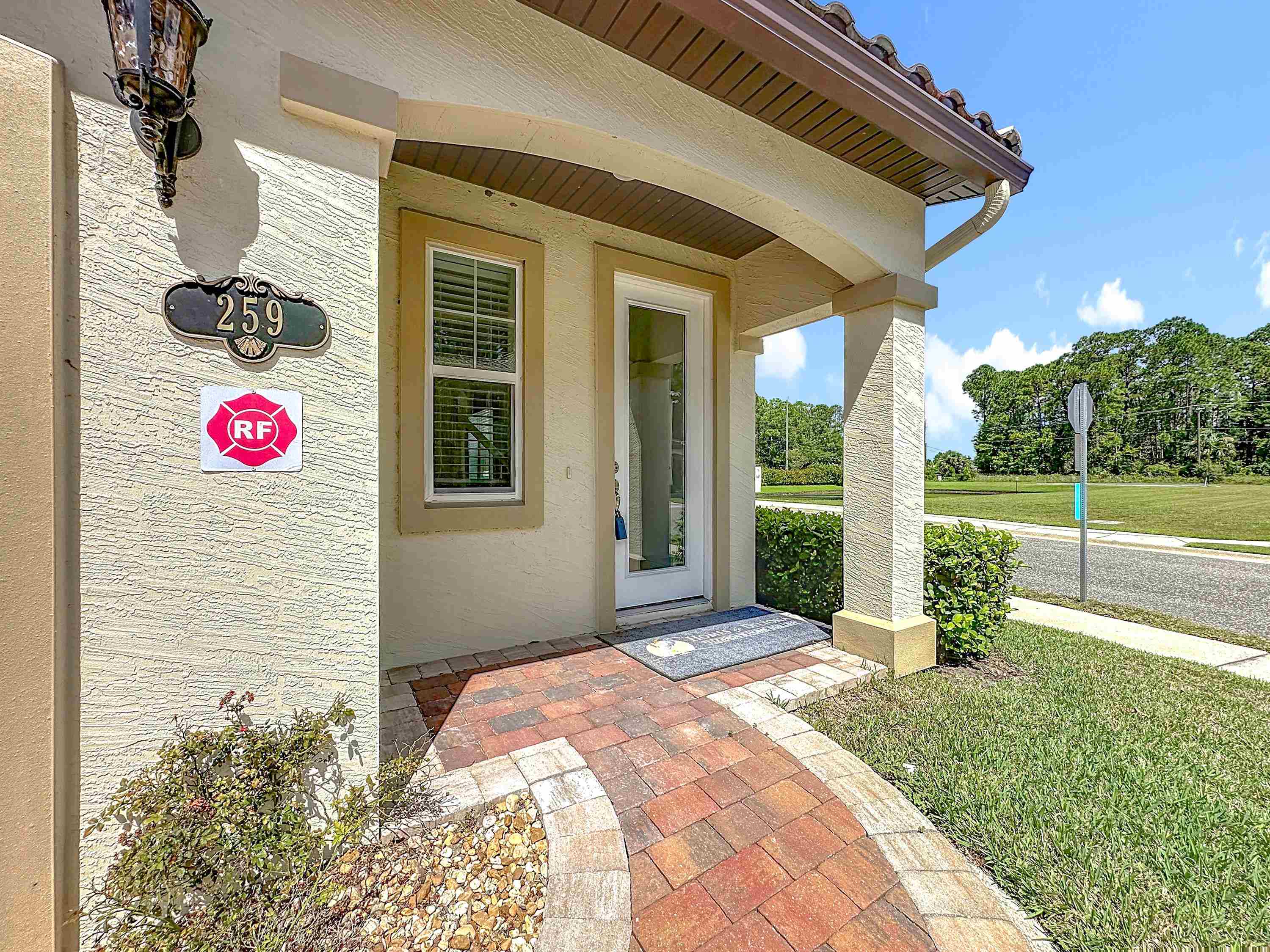 Image 2 of 45 For 259 Grand Ravine Dr