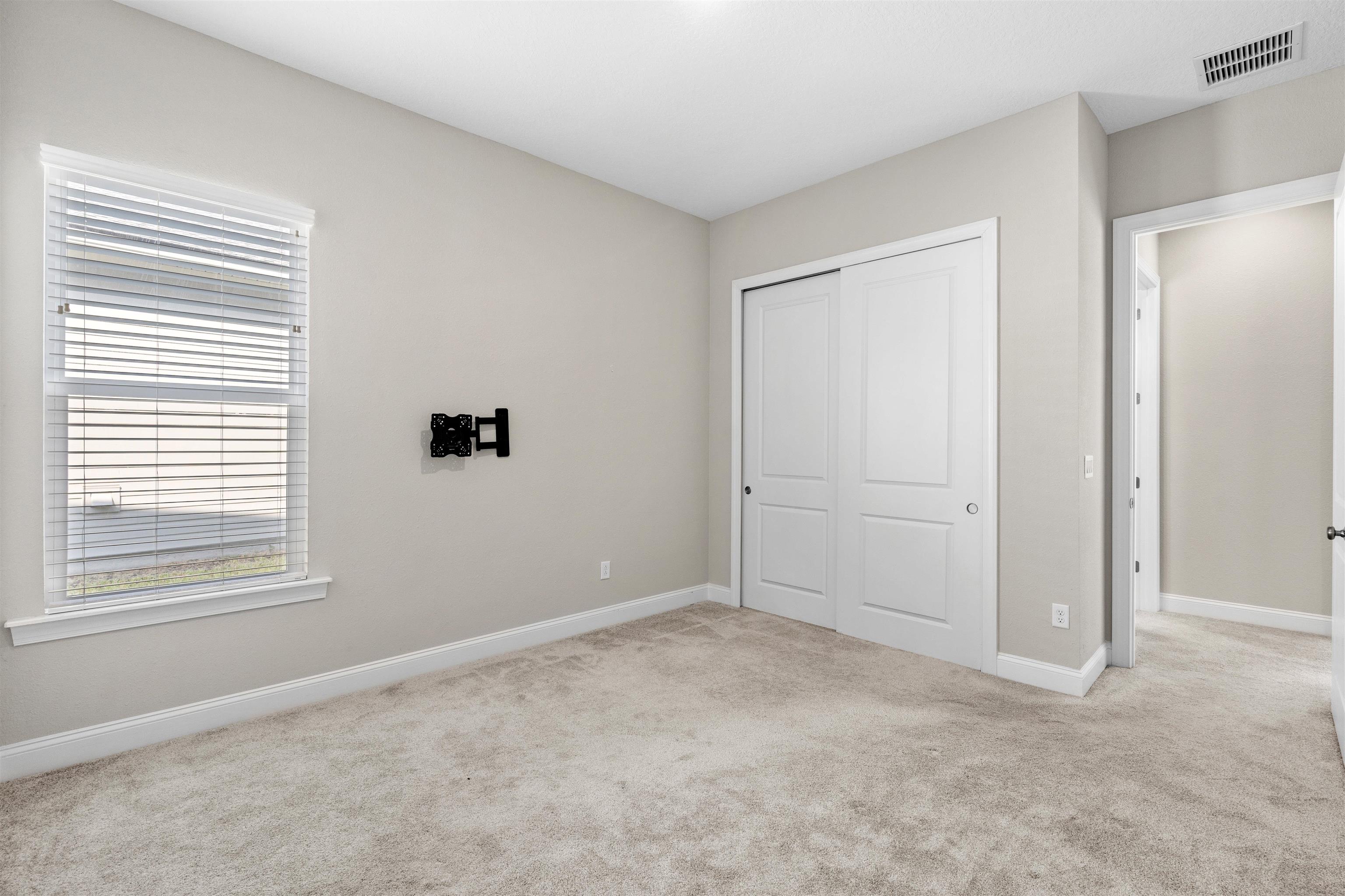 Image 35 of 74 For 131 Valley Falls Way