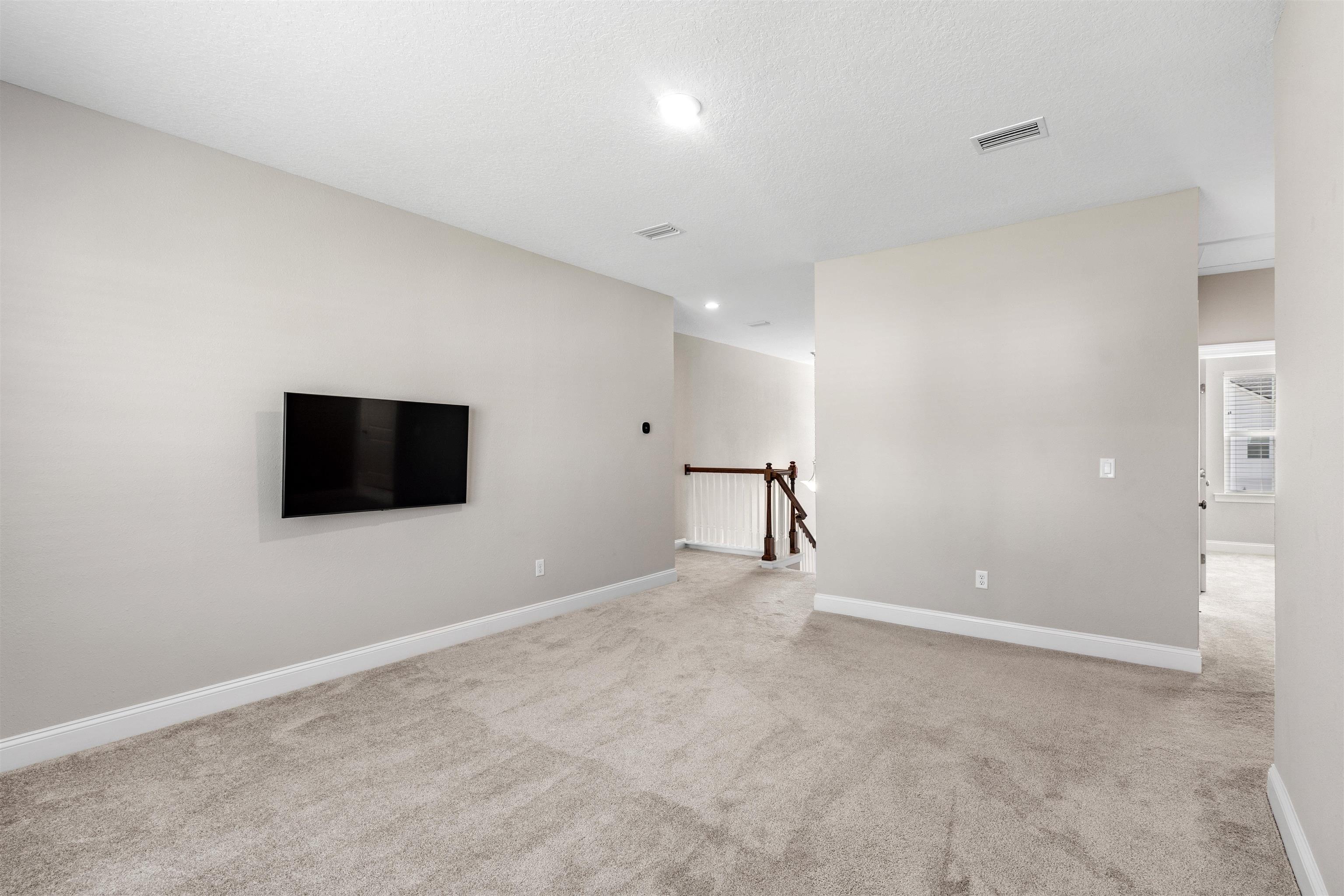 Image 40 of 74 For 131 Valley Falls Way