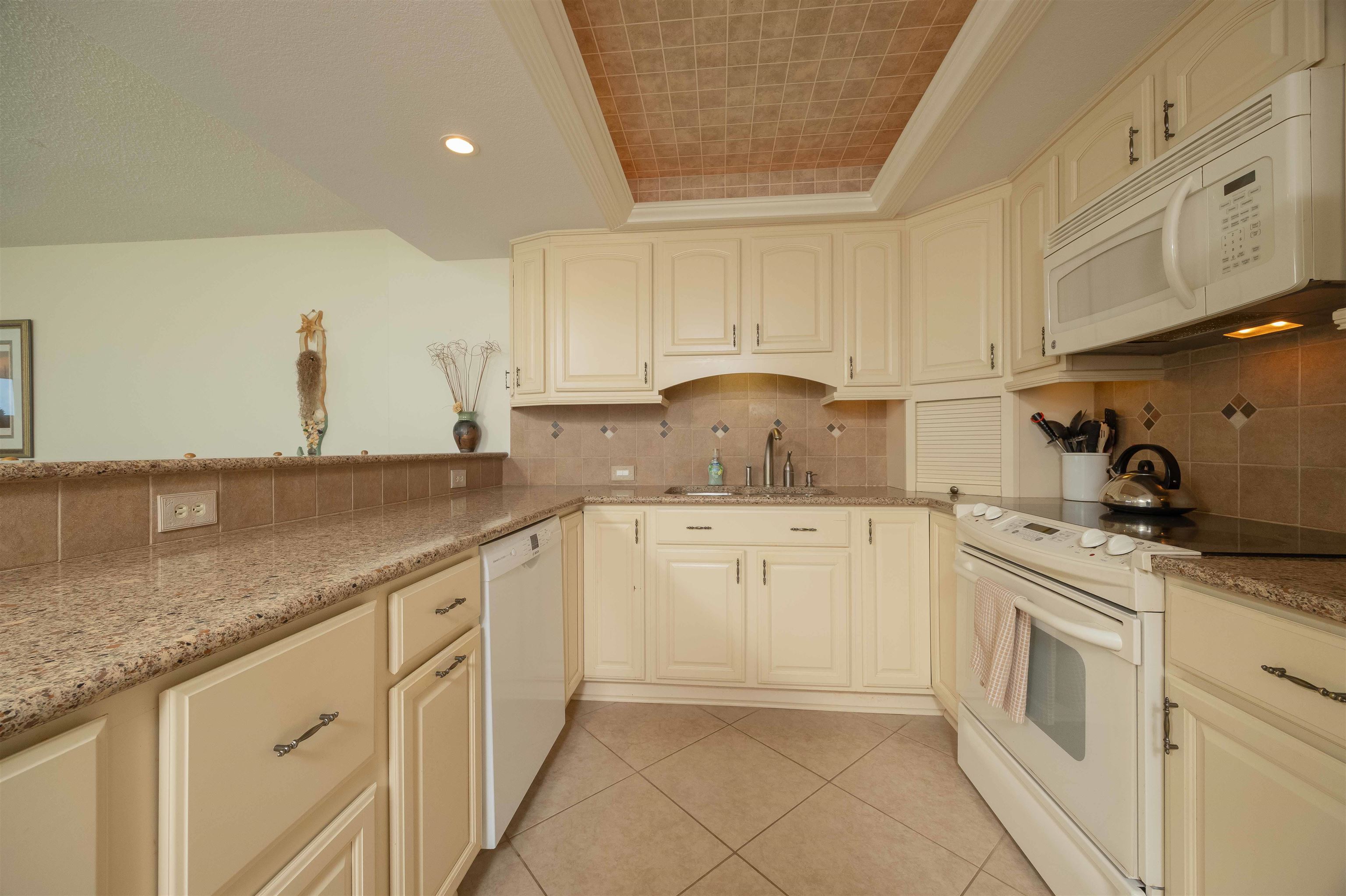 Image 3 of 36 For 8090 A1a S. Unit 205  205