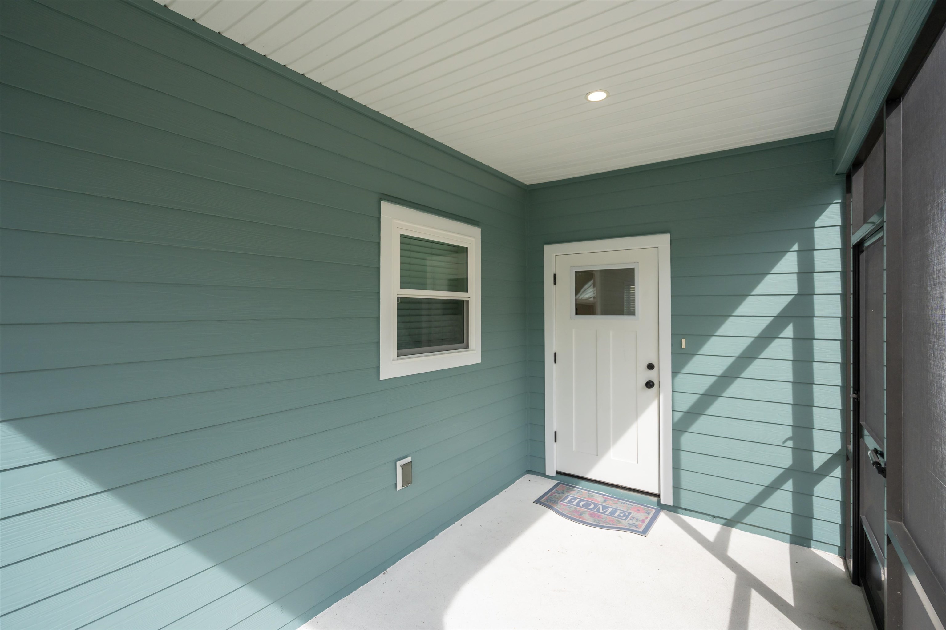 Image 3 of 33 For 141 Webb St