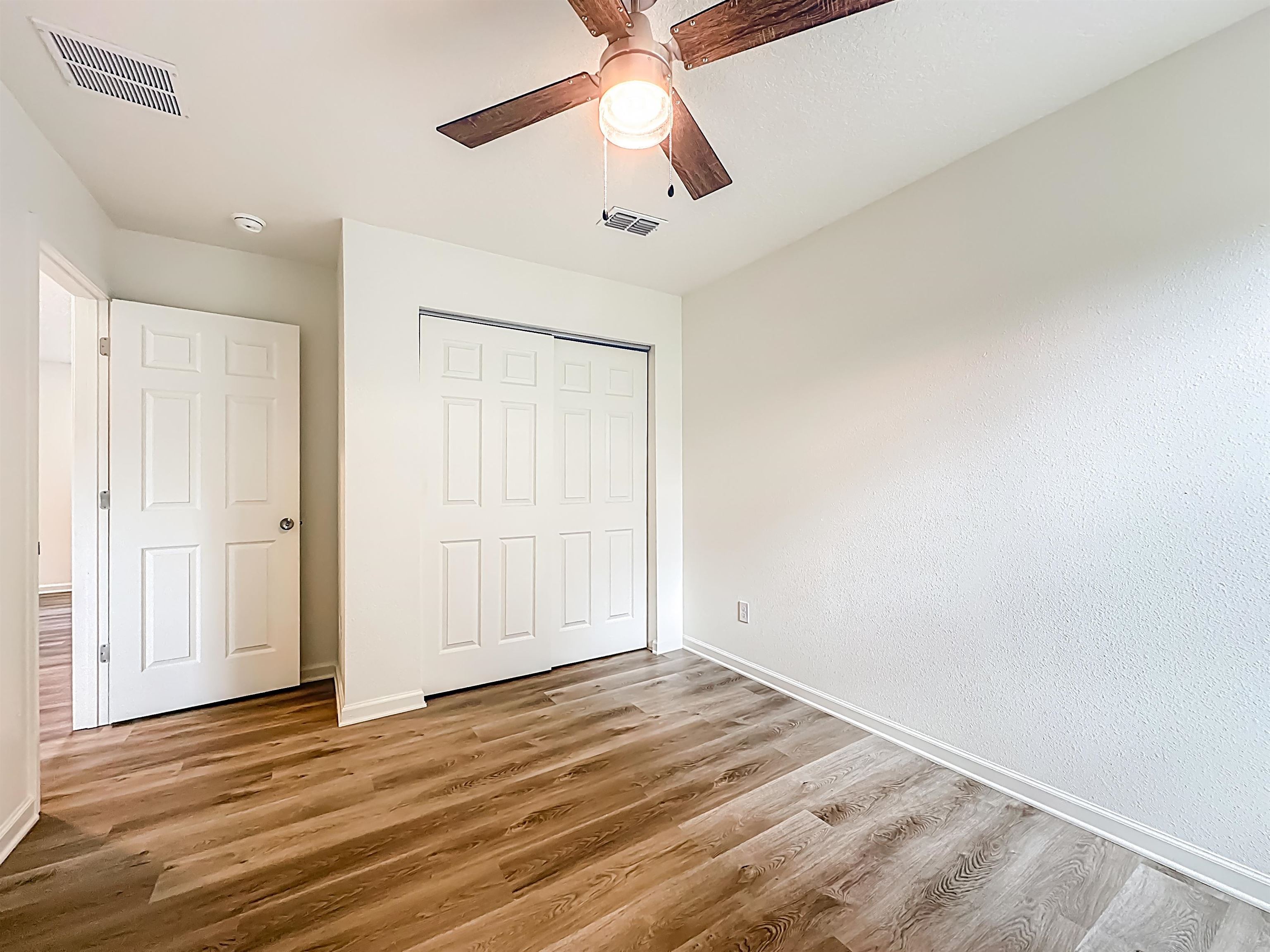 Image 20 of 30 For 780 5th St W