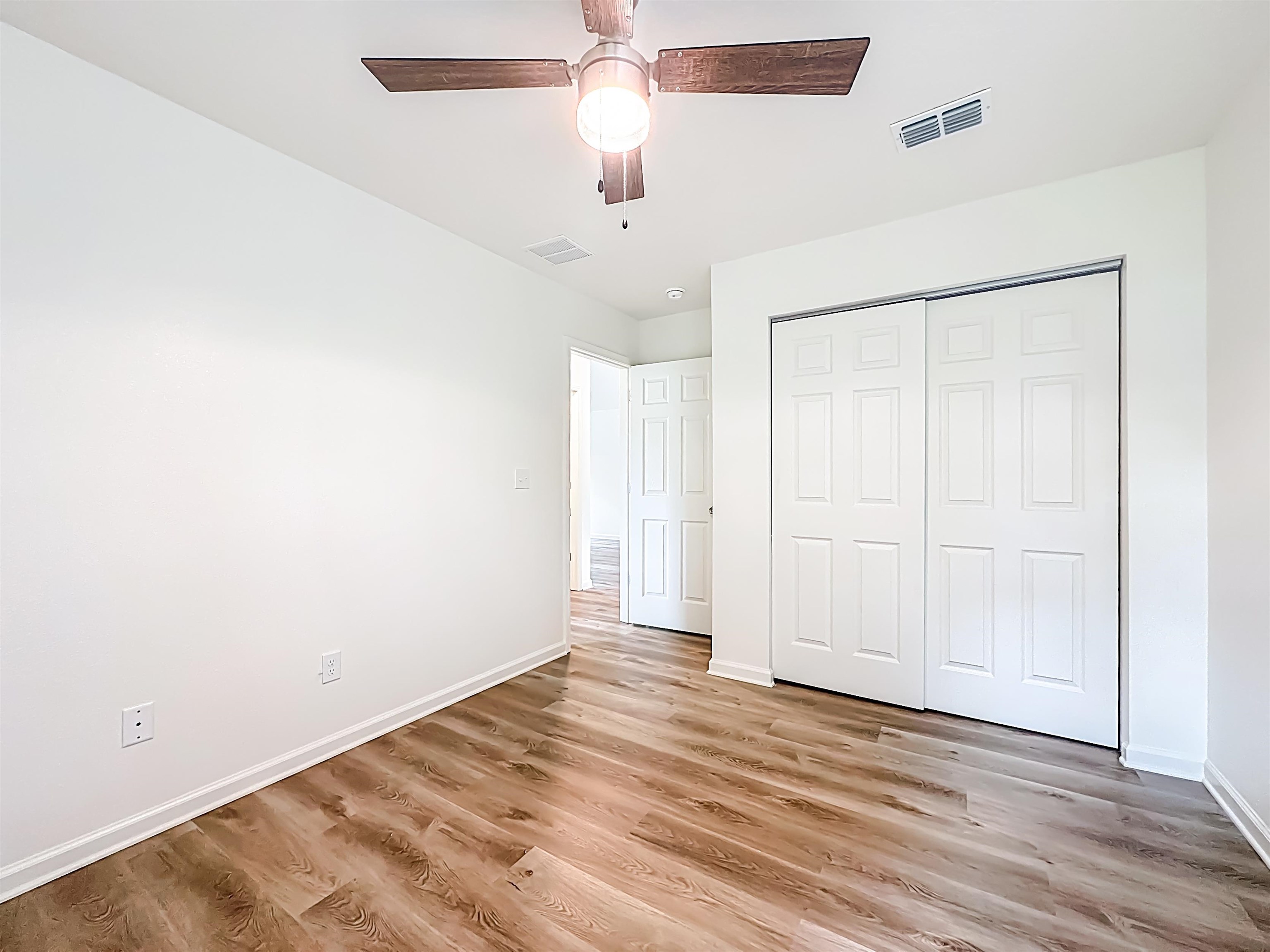 Image 21 of 30 For 780 5th St W