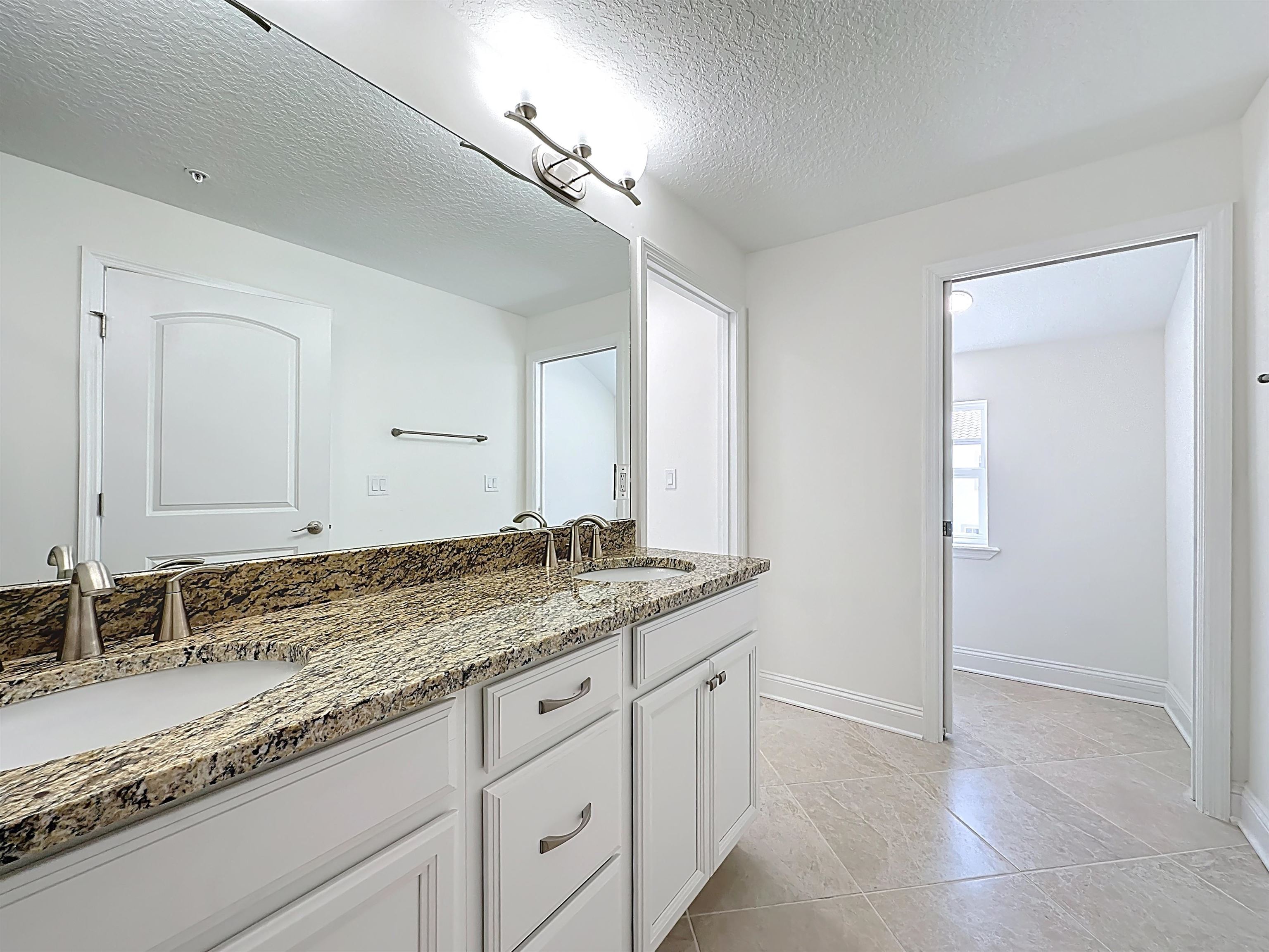 Image 35 of 40 For 241 Grand Ravine Dr