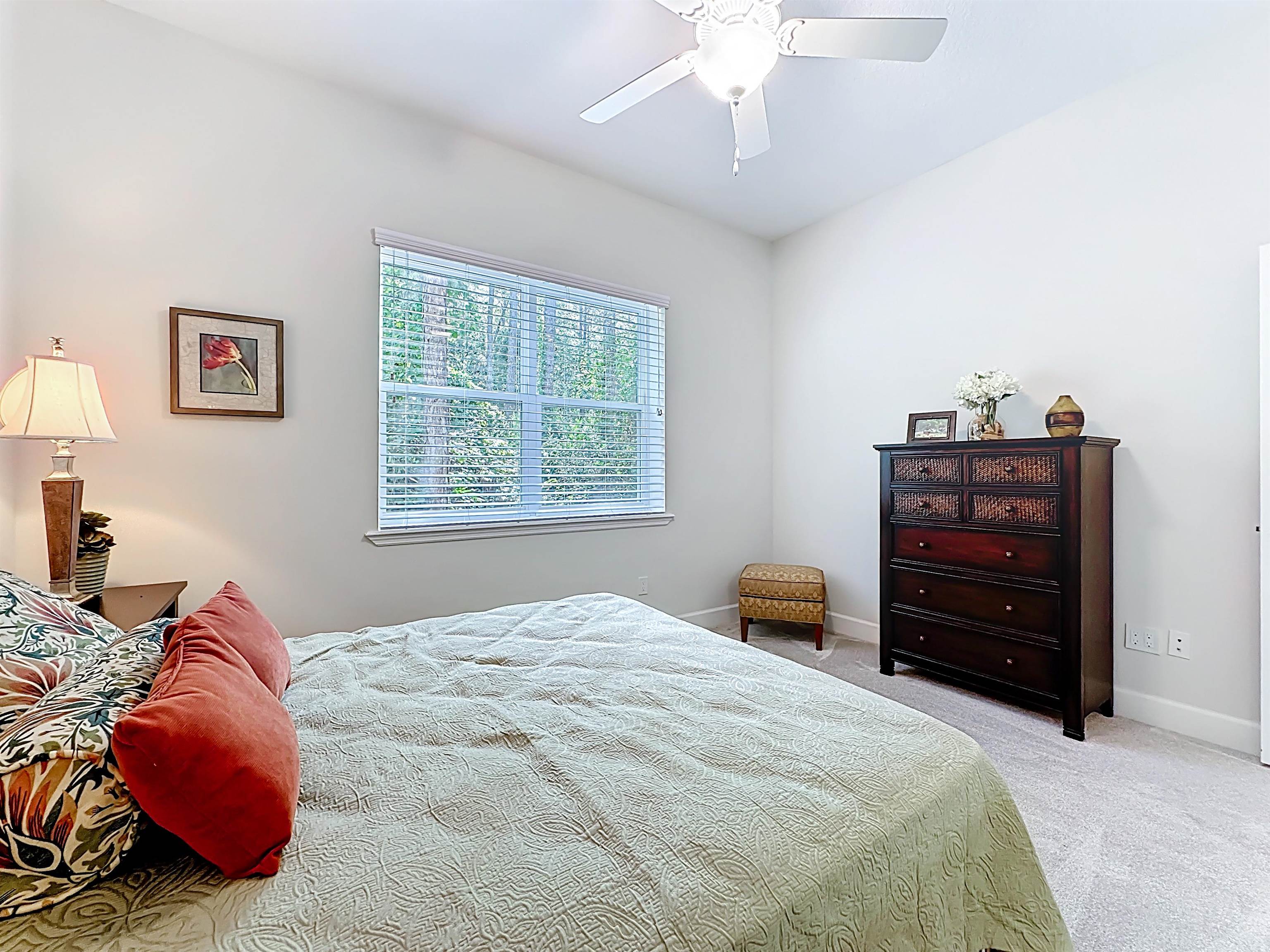 Image 13 of 41 For 268 Grand Ravine Dr
