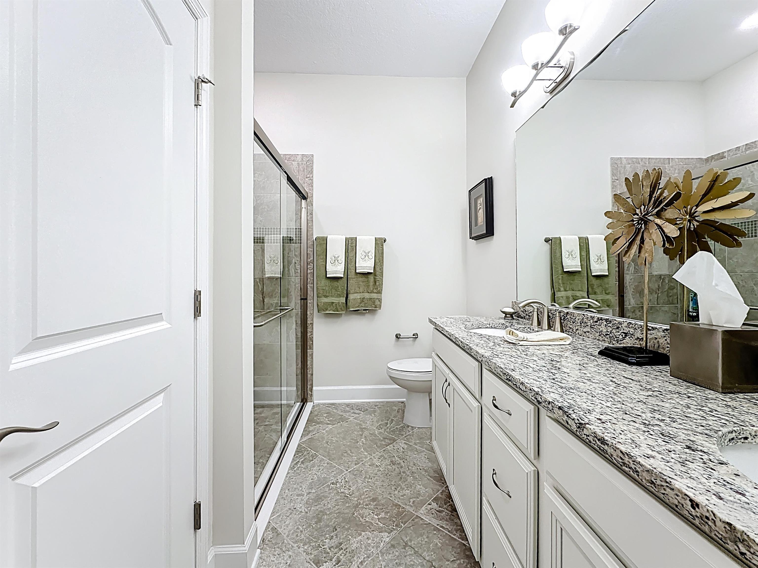 Image 15 of 41 For 268 Grand Ravine Dr