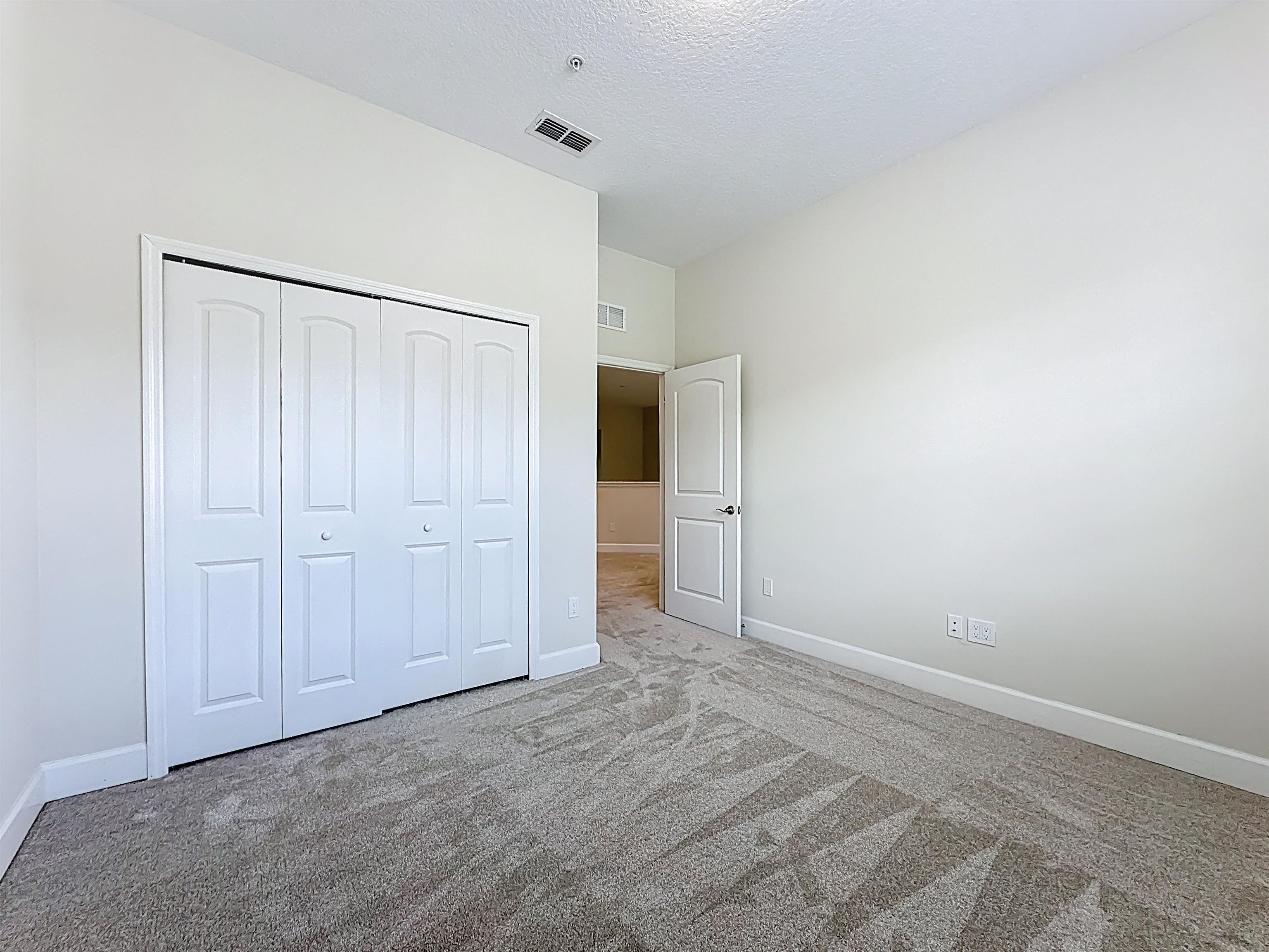 Image 24 of 41 For 268 Grand Ravine Dr